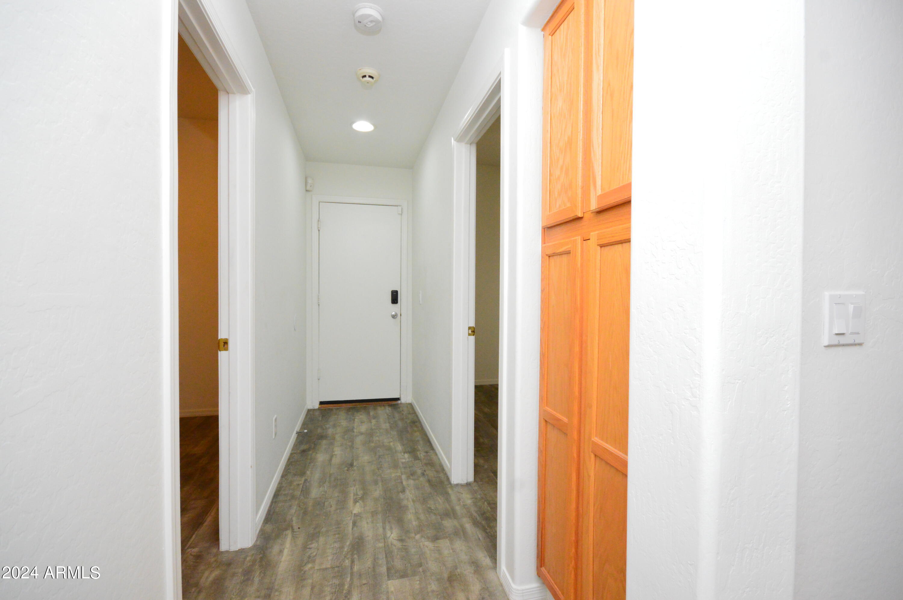 523 S Abbey --