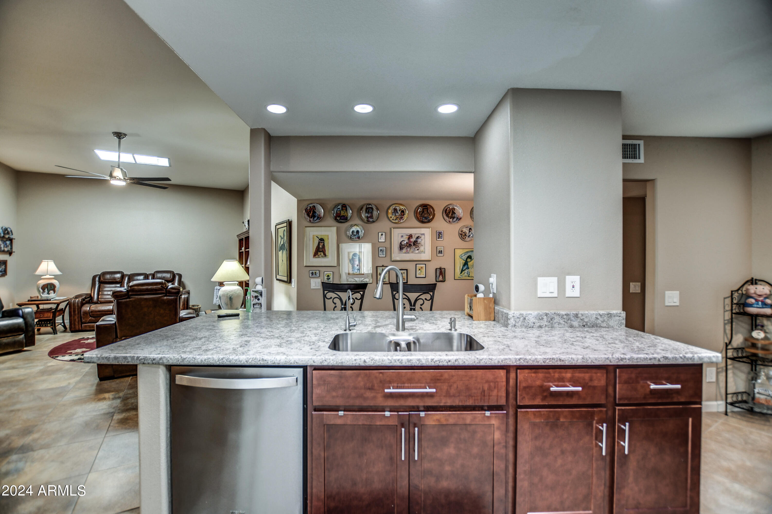 10926 W THUNDERBIRD Boulevard