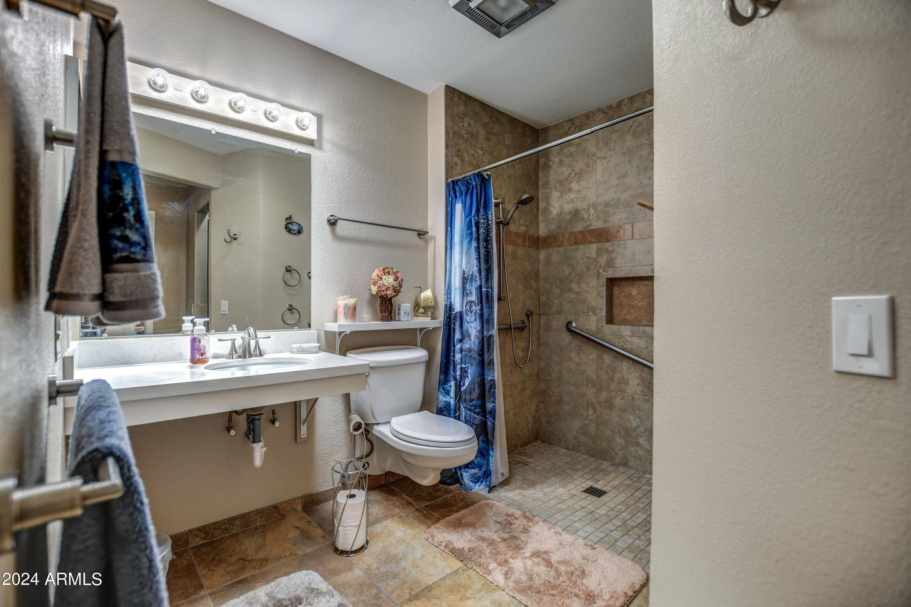 10926 W THUNDERBIRD Boulevard