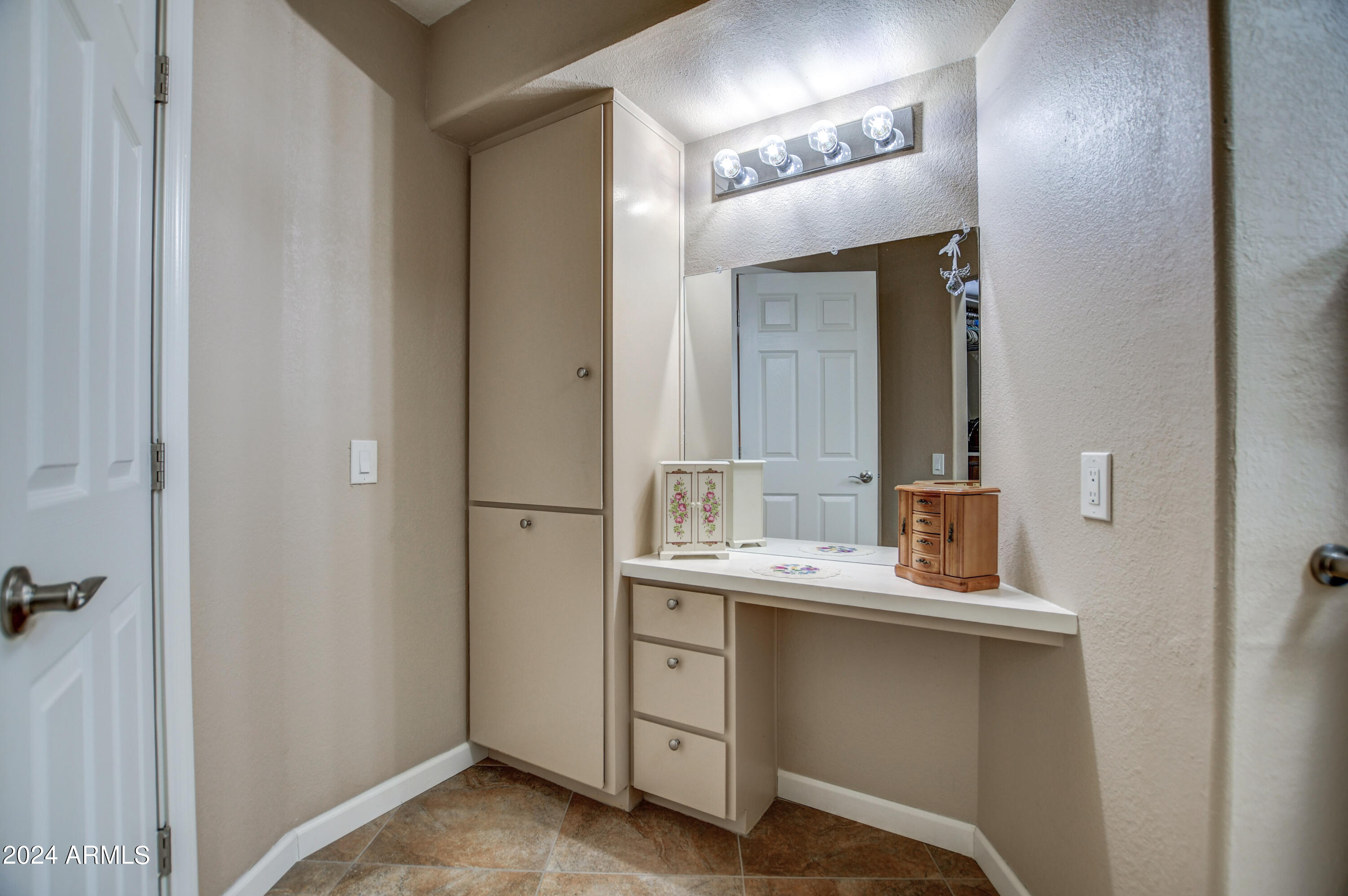 10926 W THUNDERBIRD Boulevard