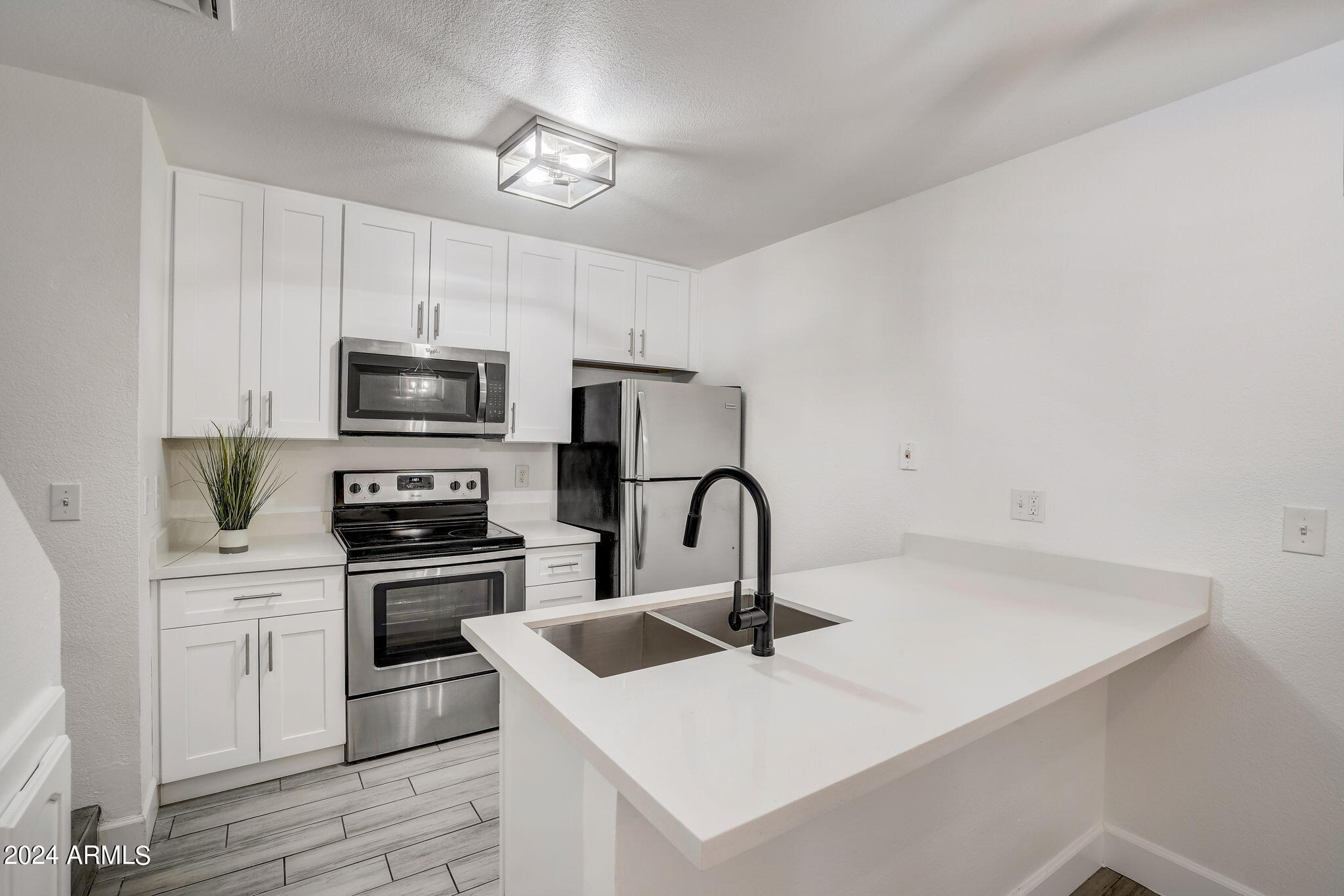 2301 E UNIVERSITY Drive # 160