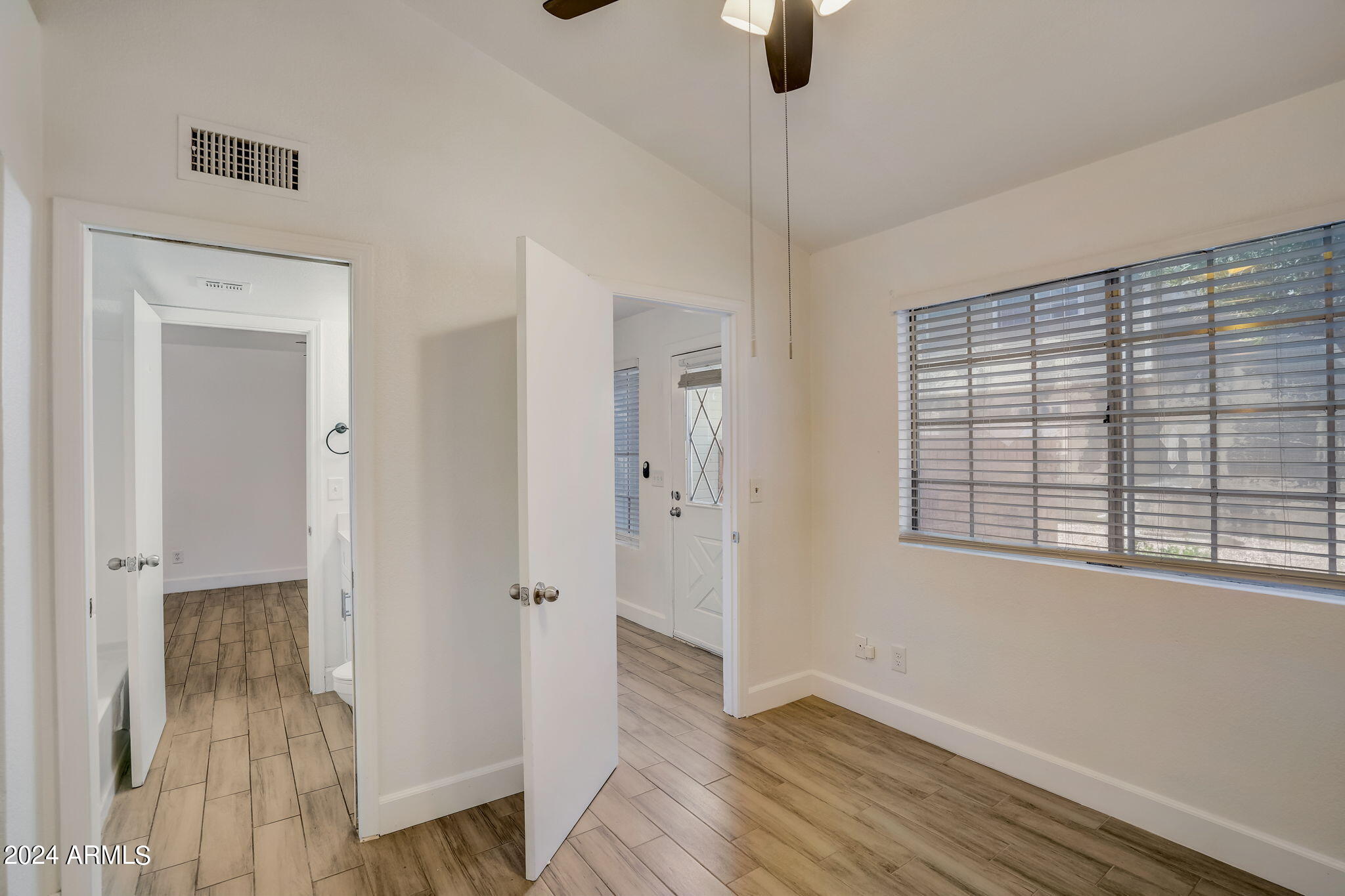 2301 E UNIVERSITY Drive # 160