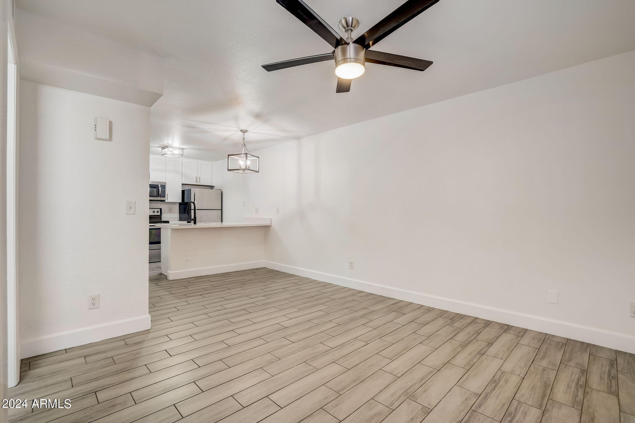 2301 E UNIVERSITY Drive # 160