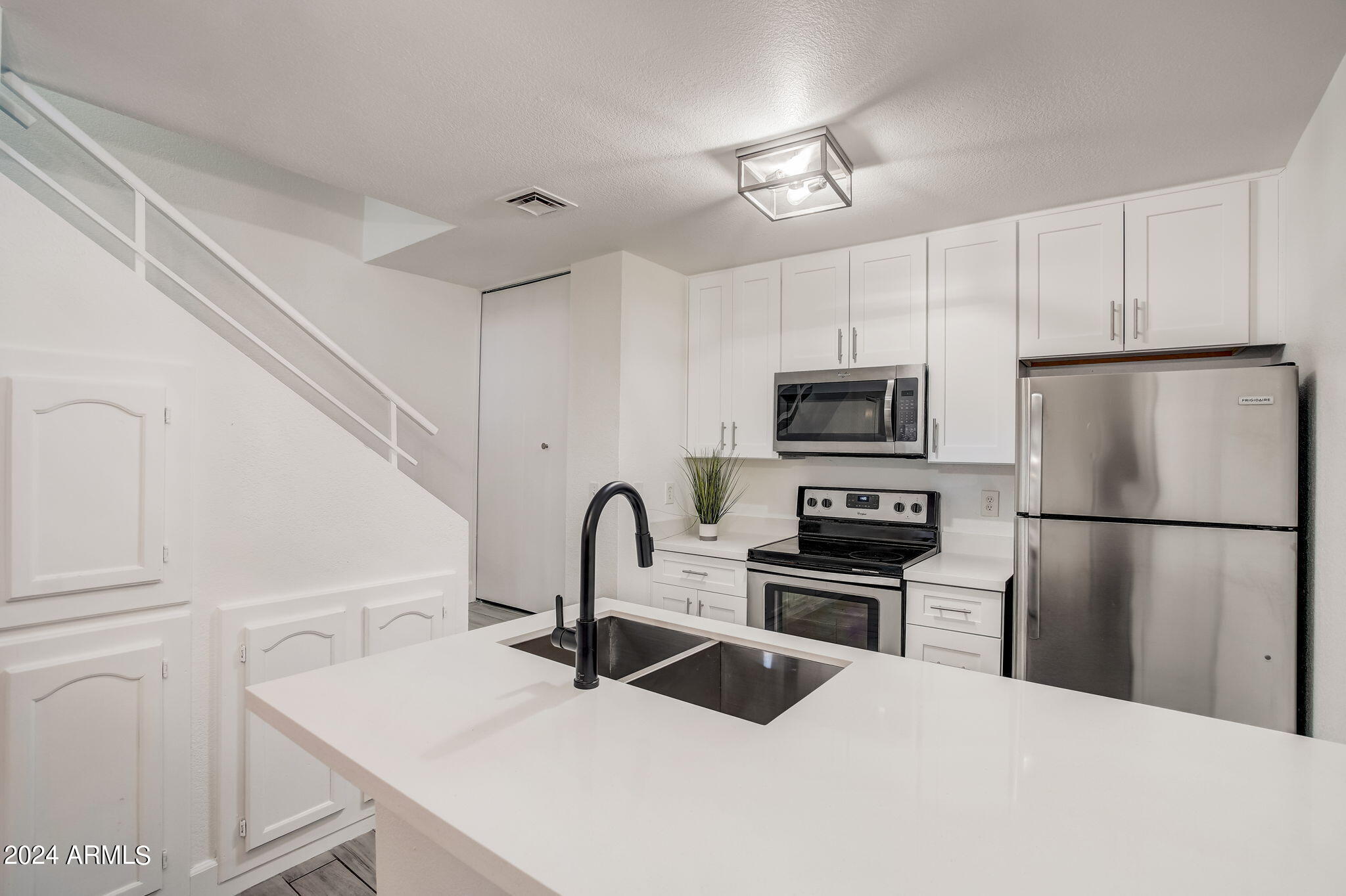 2301 E UNIVERSITY Drive # 160