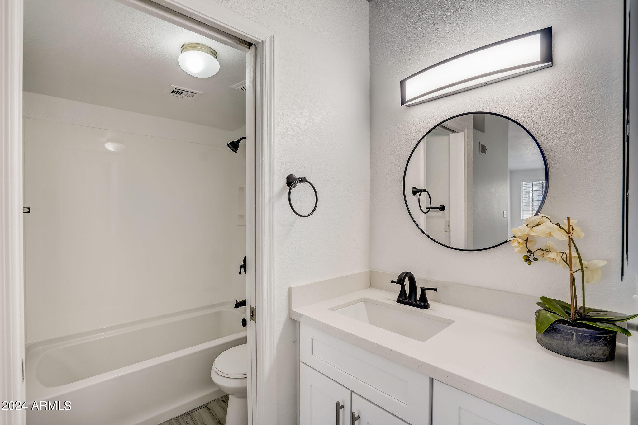 2301 E UNIVERSITY Drive # 160
