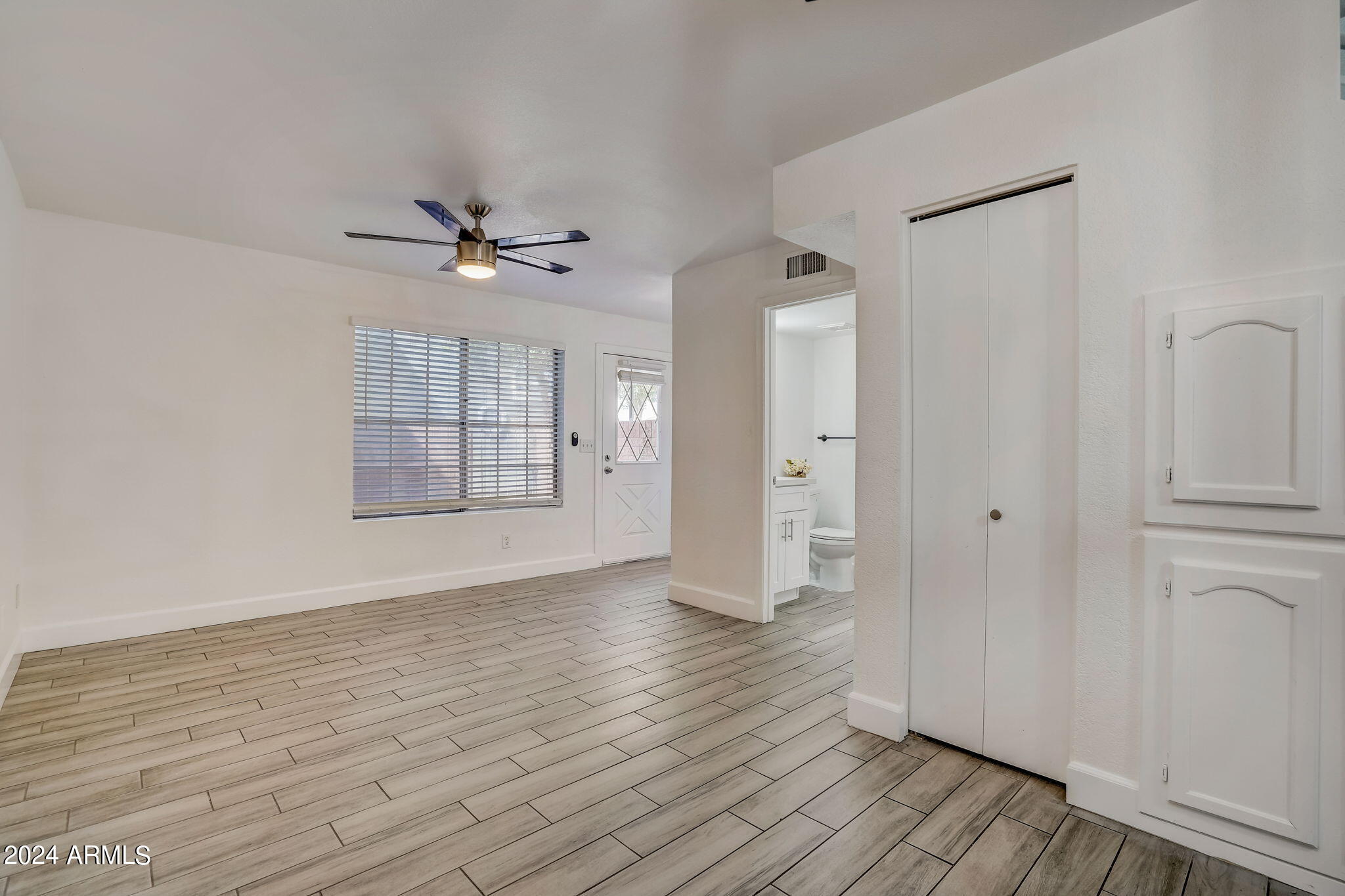 2301 E UNIVERSITY Drive # 160