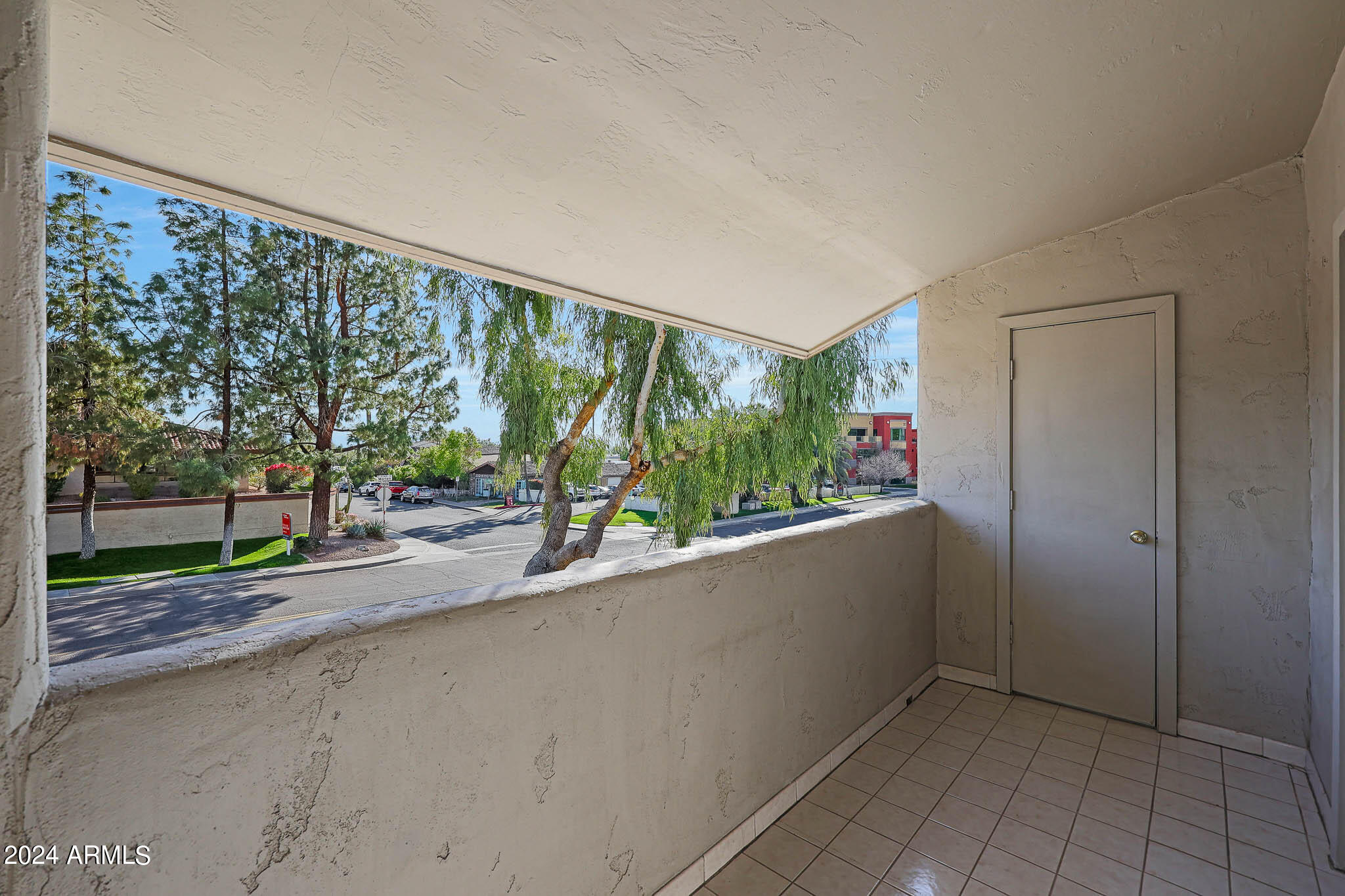 1820 E MORTEN Avenue # 225