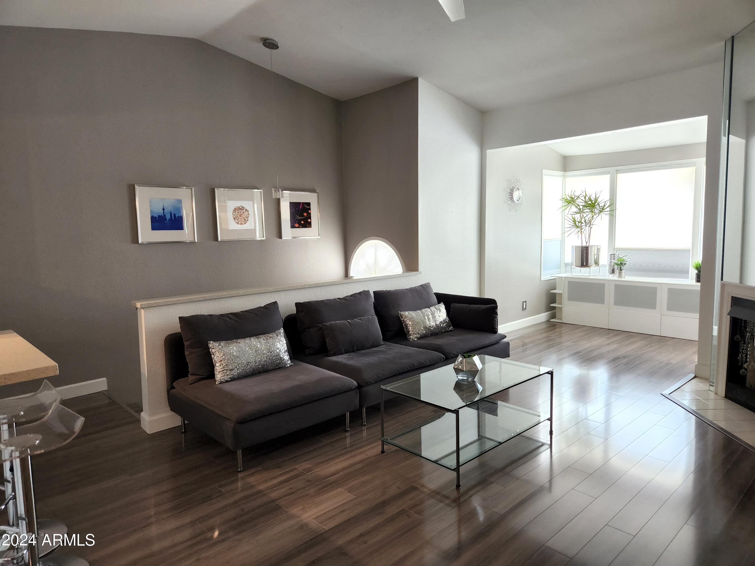 1820 E MORTEN Avenue # 225