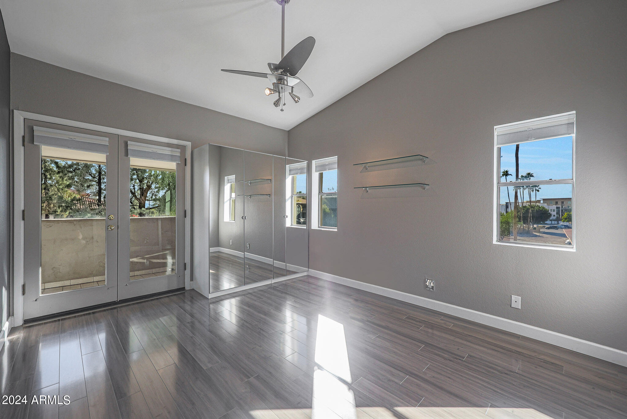 1820 E MORTEN Avenue # 225