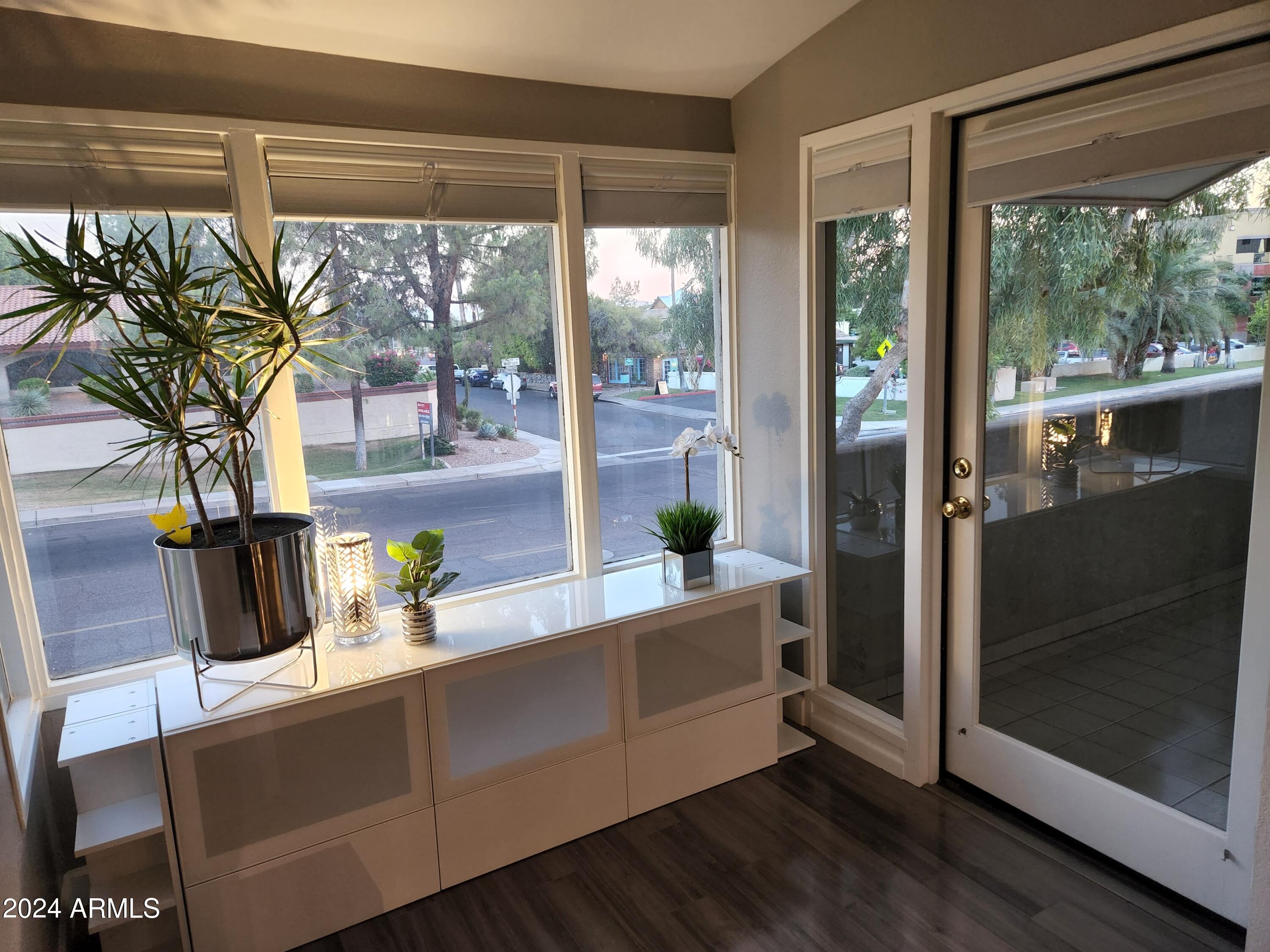 1820 E MORTEN Avenue # 225