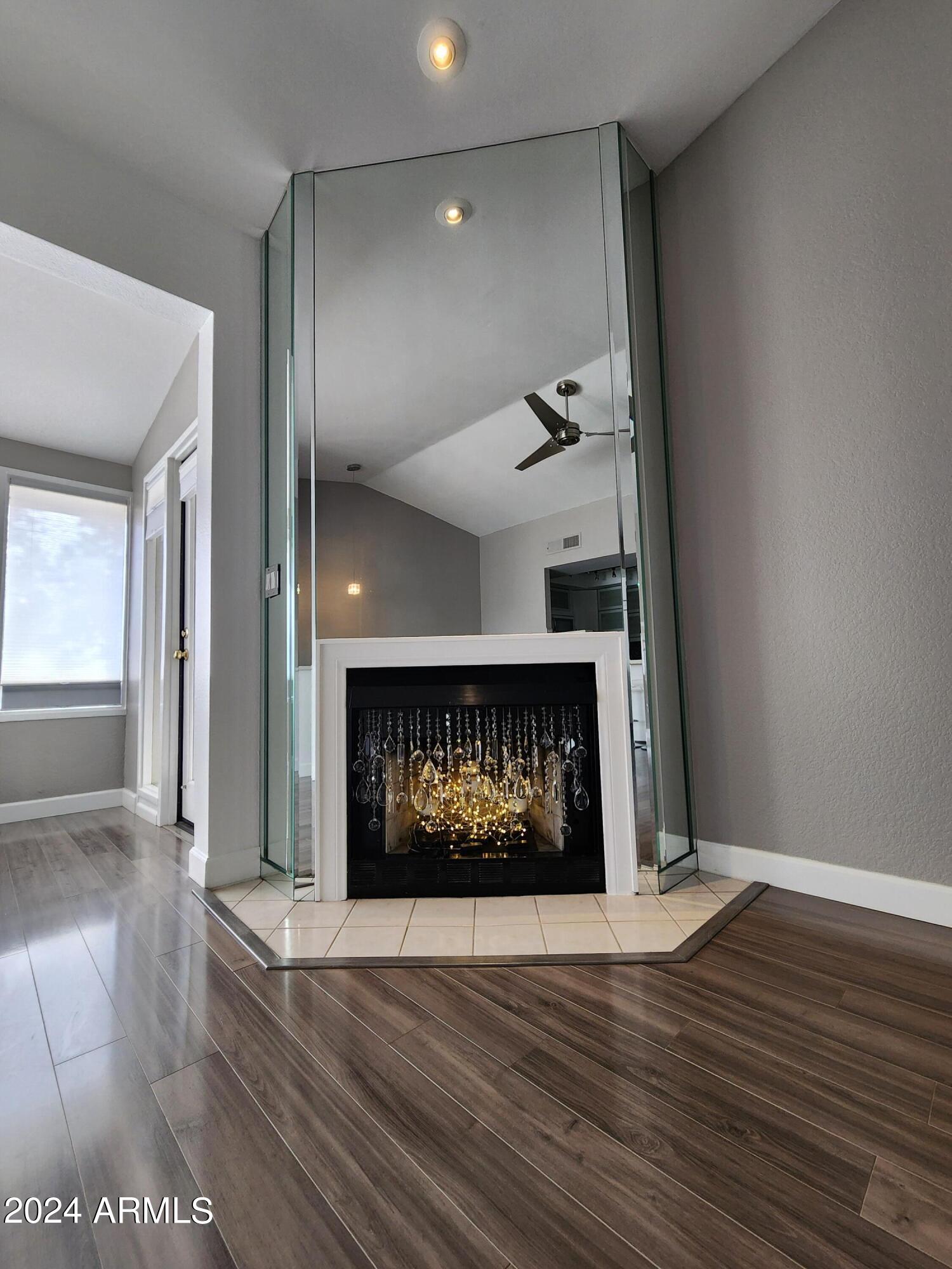 1820 E MORTEN Avenue # 225