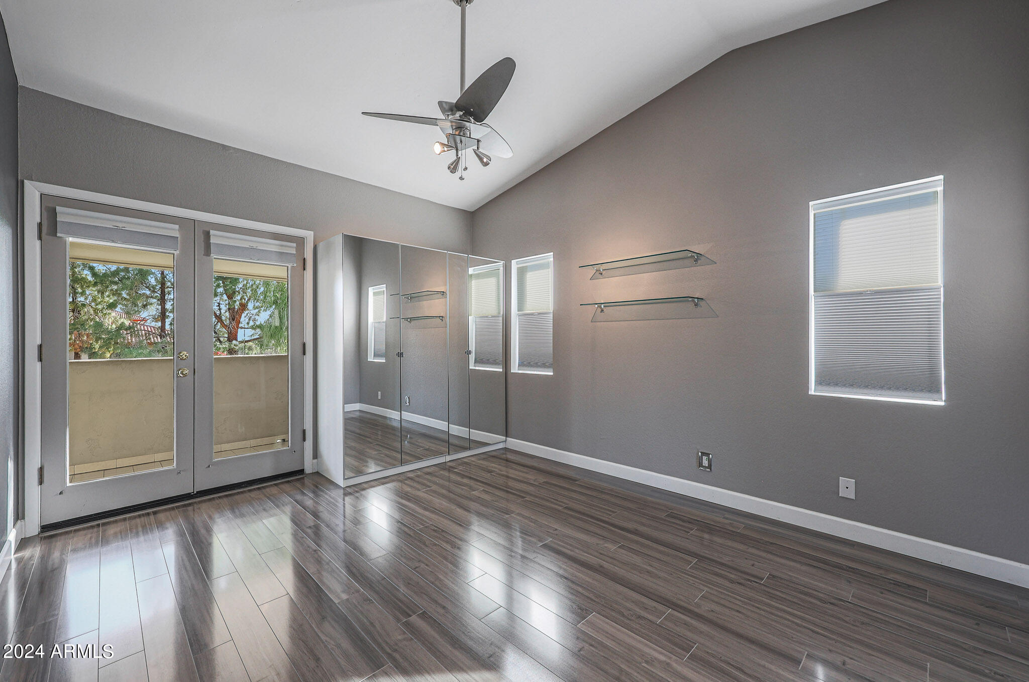1820 E MORTEN Avenue # 225