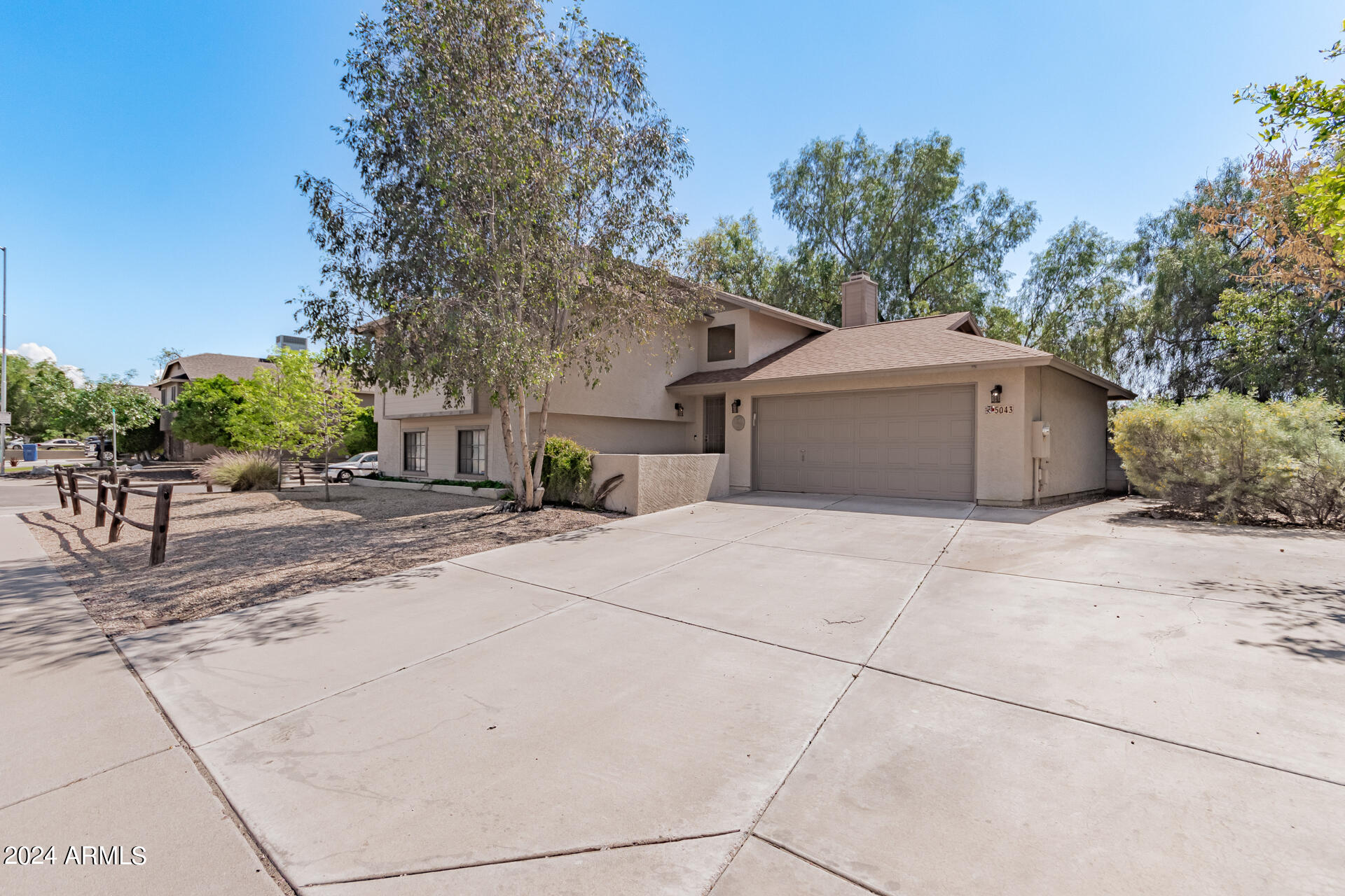 5043 E DOWNING Street