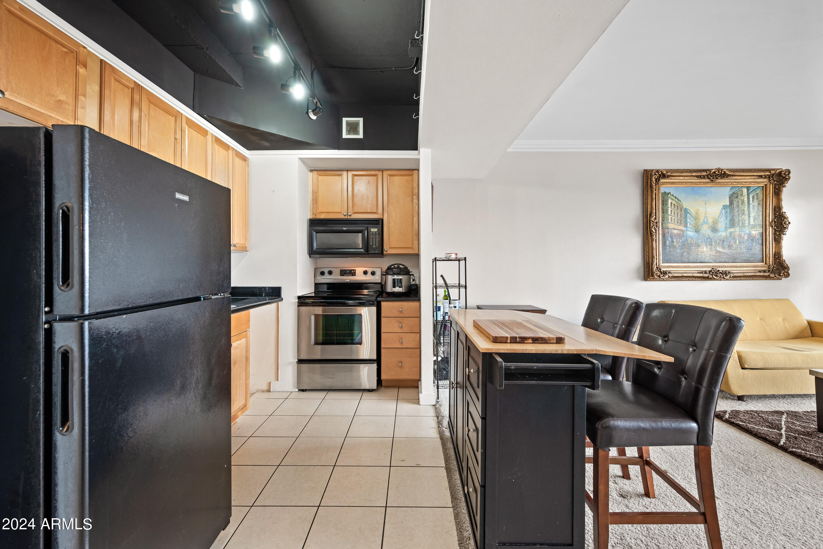 4750 N CENTRAL Avenue # P16