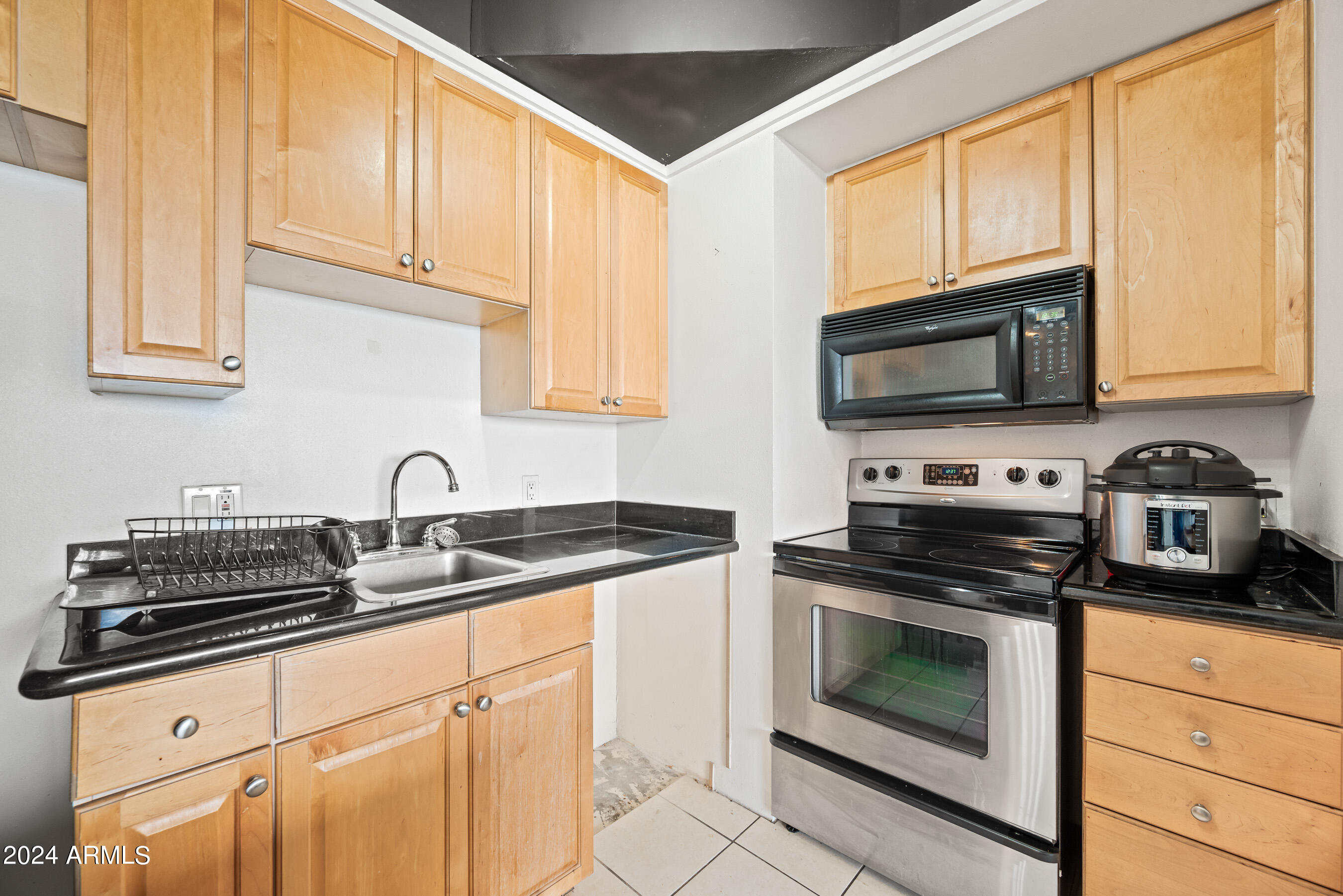 4750 N CENTRAL Avenue # P16