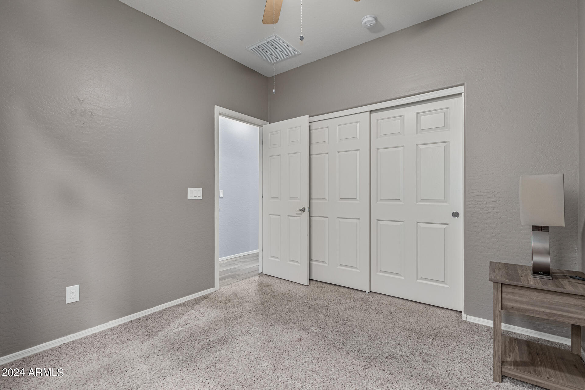 2394 W CHINOOK Court