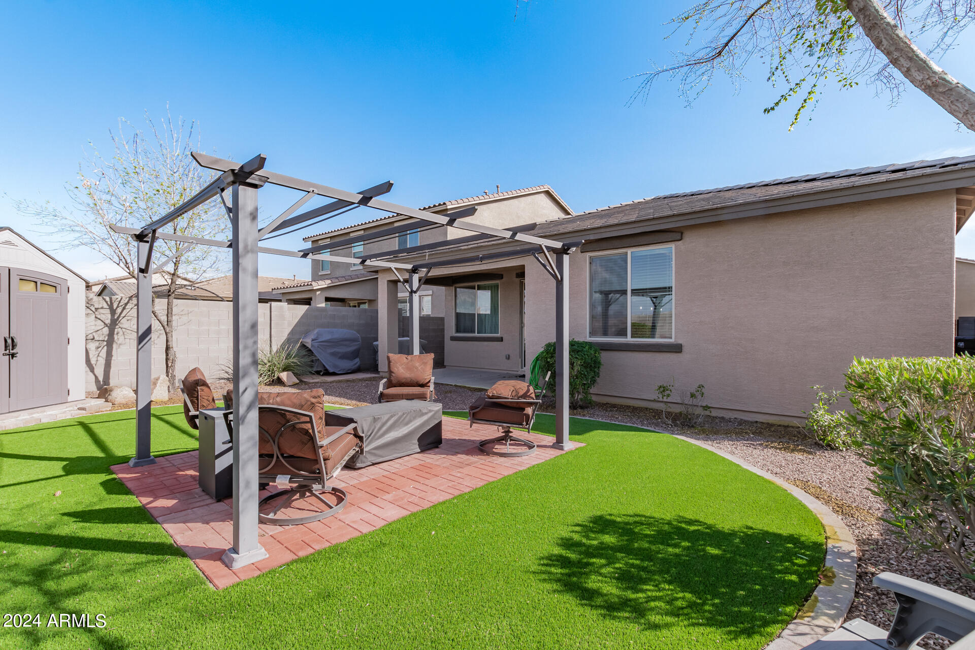 2394 W CHINOOK Court