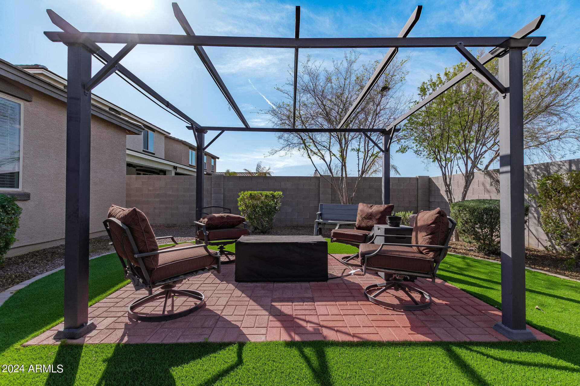 2394 W CHINOOK Court