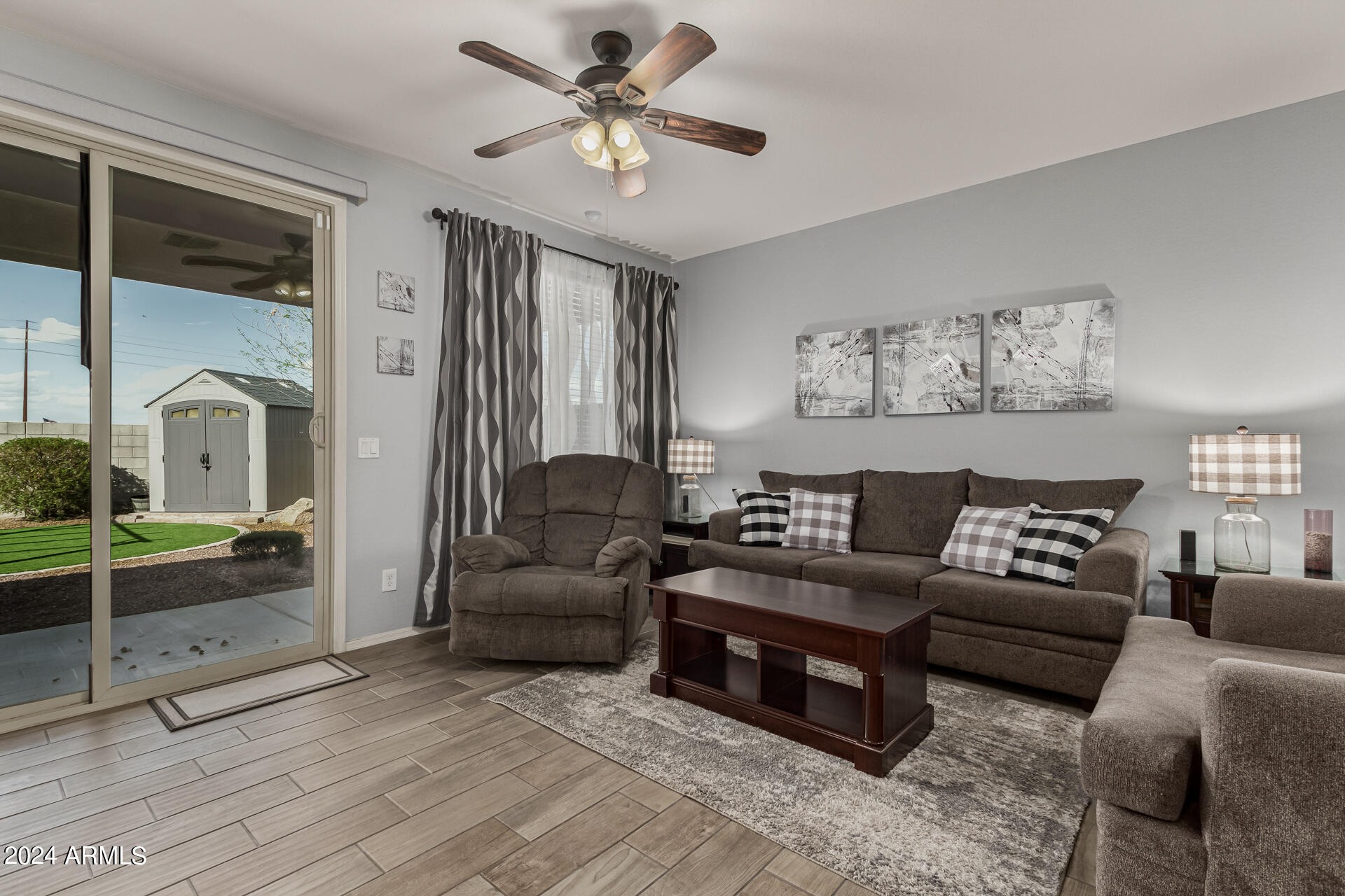 2394 W CHINOOK Court