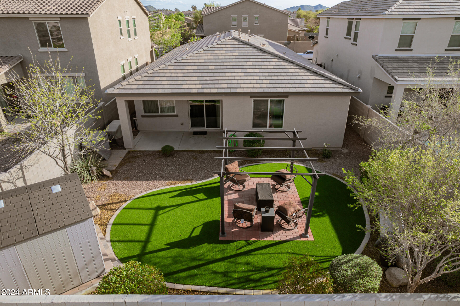 2394 W CHINOOK Court