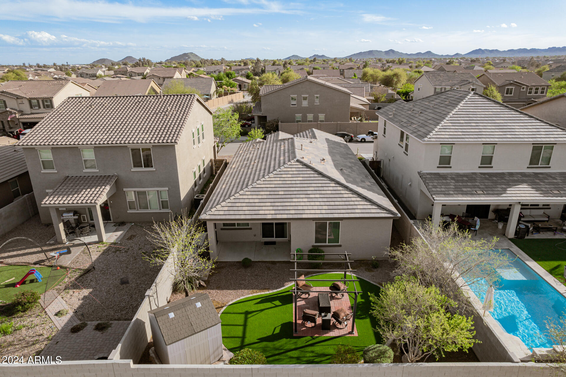 2394 W CHINOOK Court