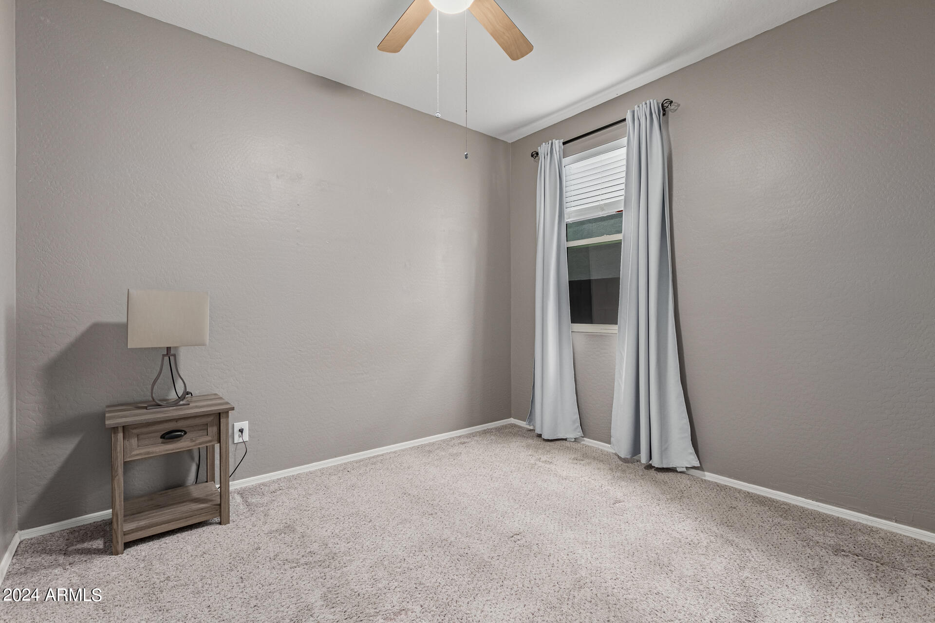 2394 W CHINOOK Court