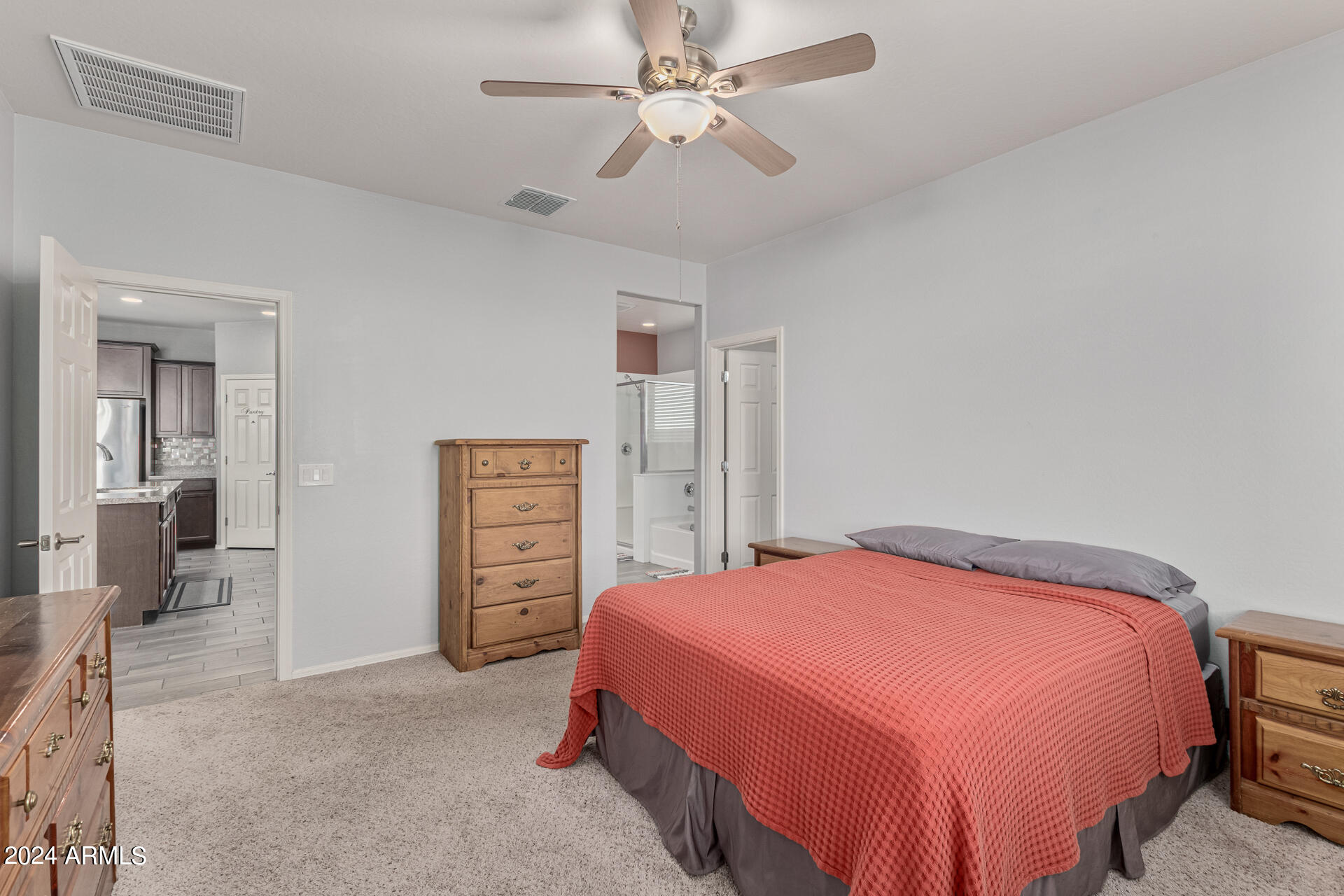 2394 W CHINOOK Court