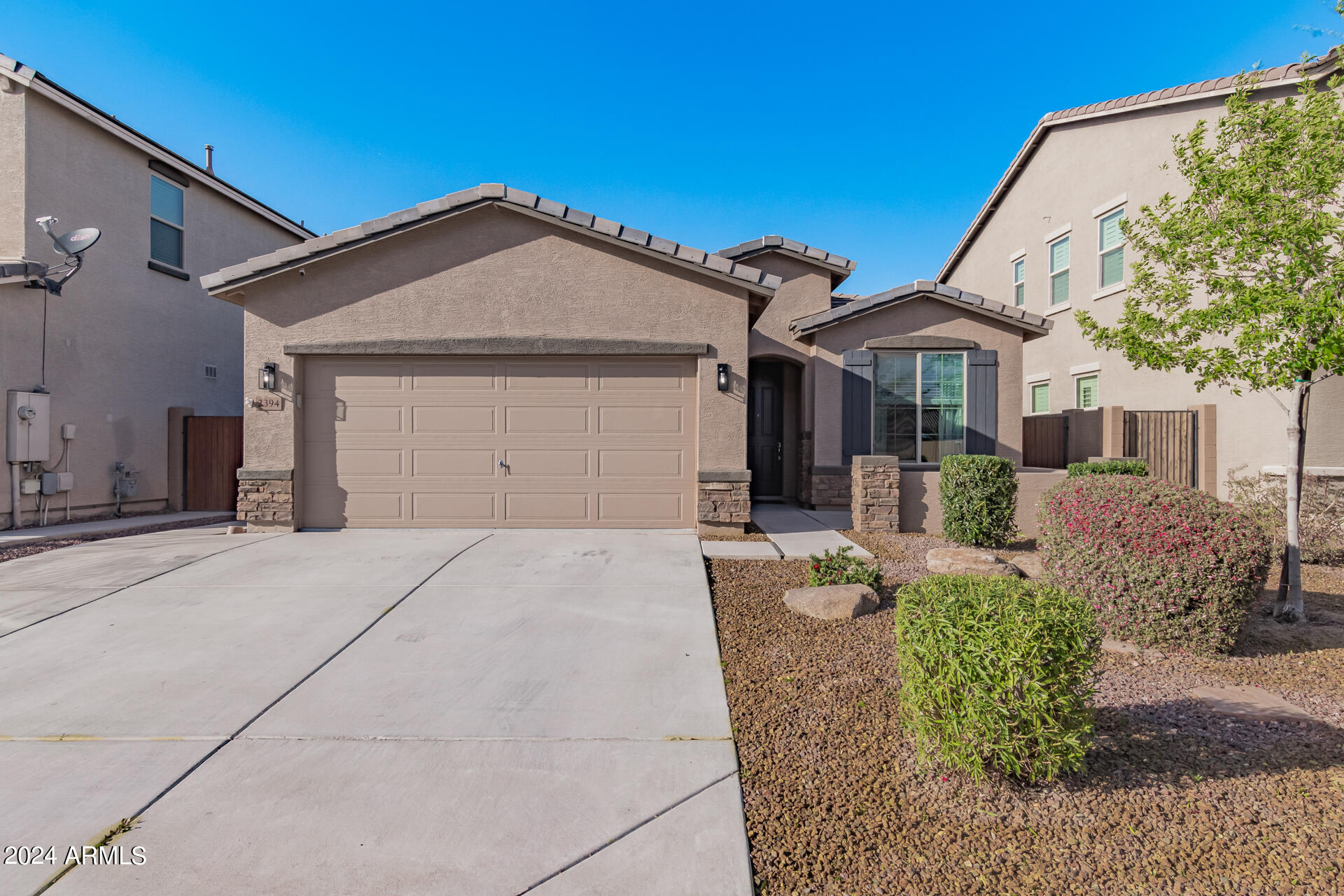 2394 W CHINOOK Court