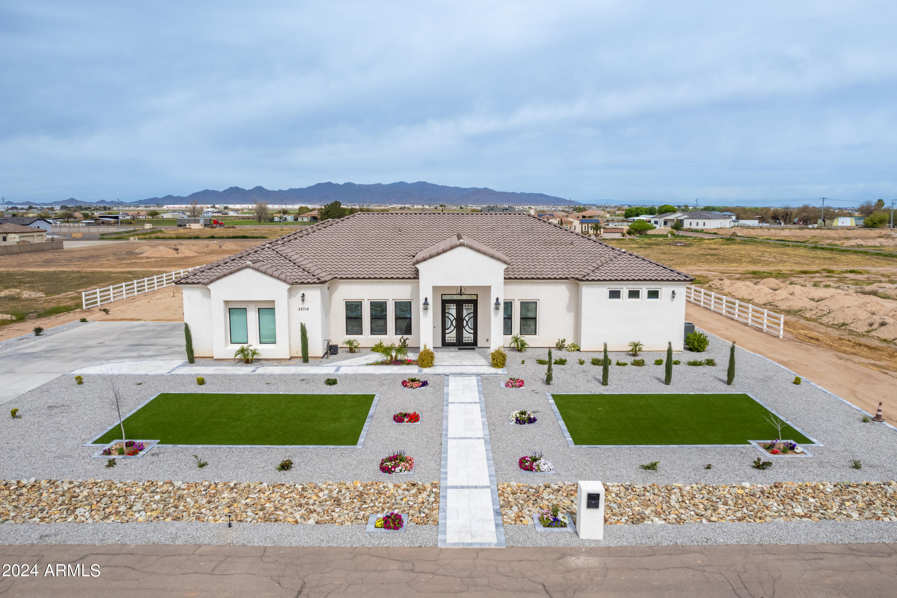 22716 W LA MIRADA Drive