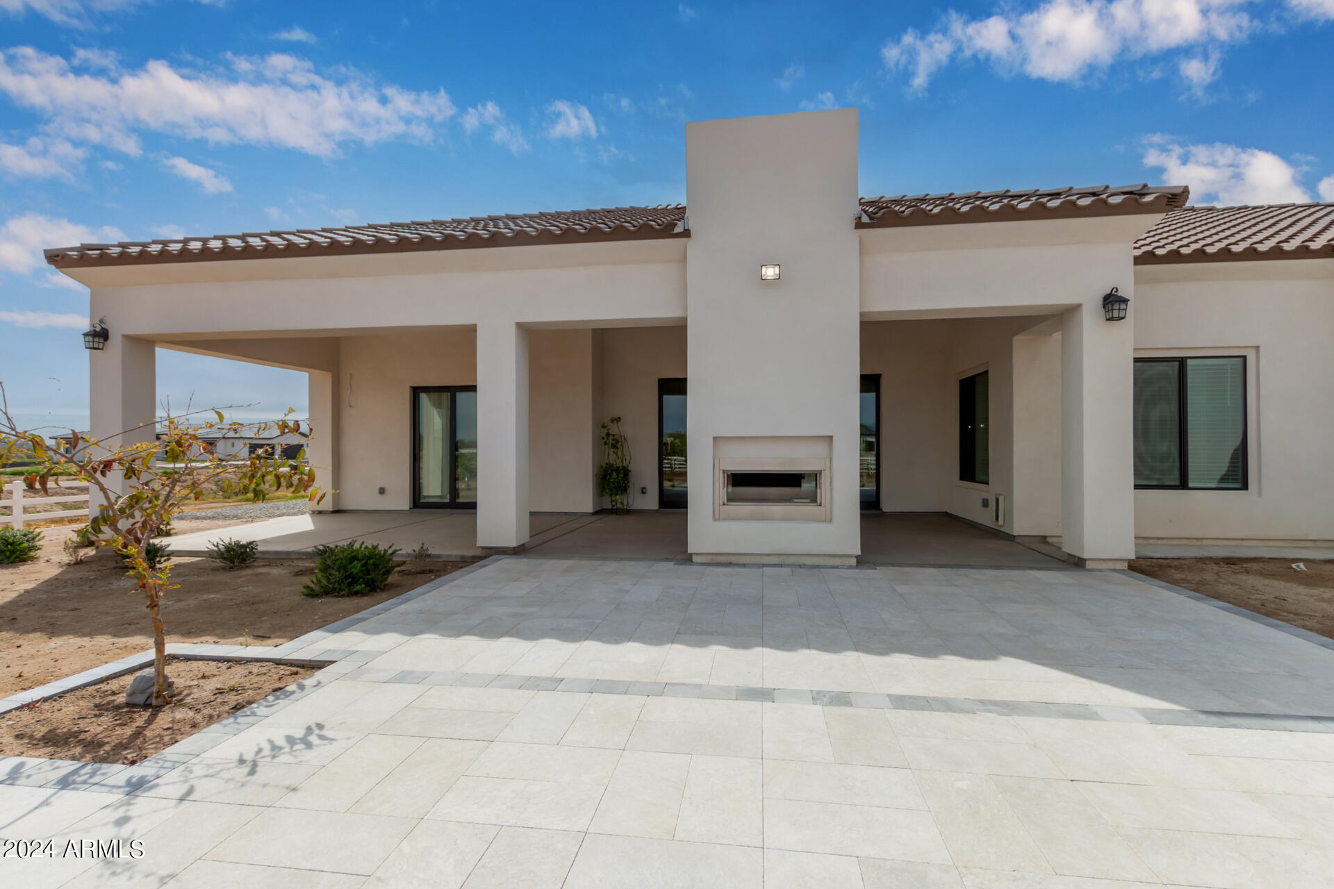 22716 W LA MIRADA Drive