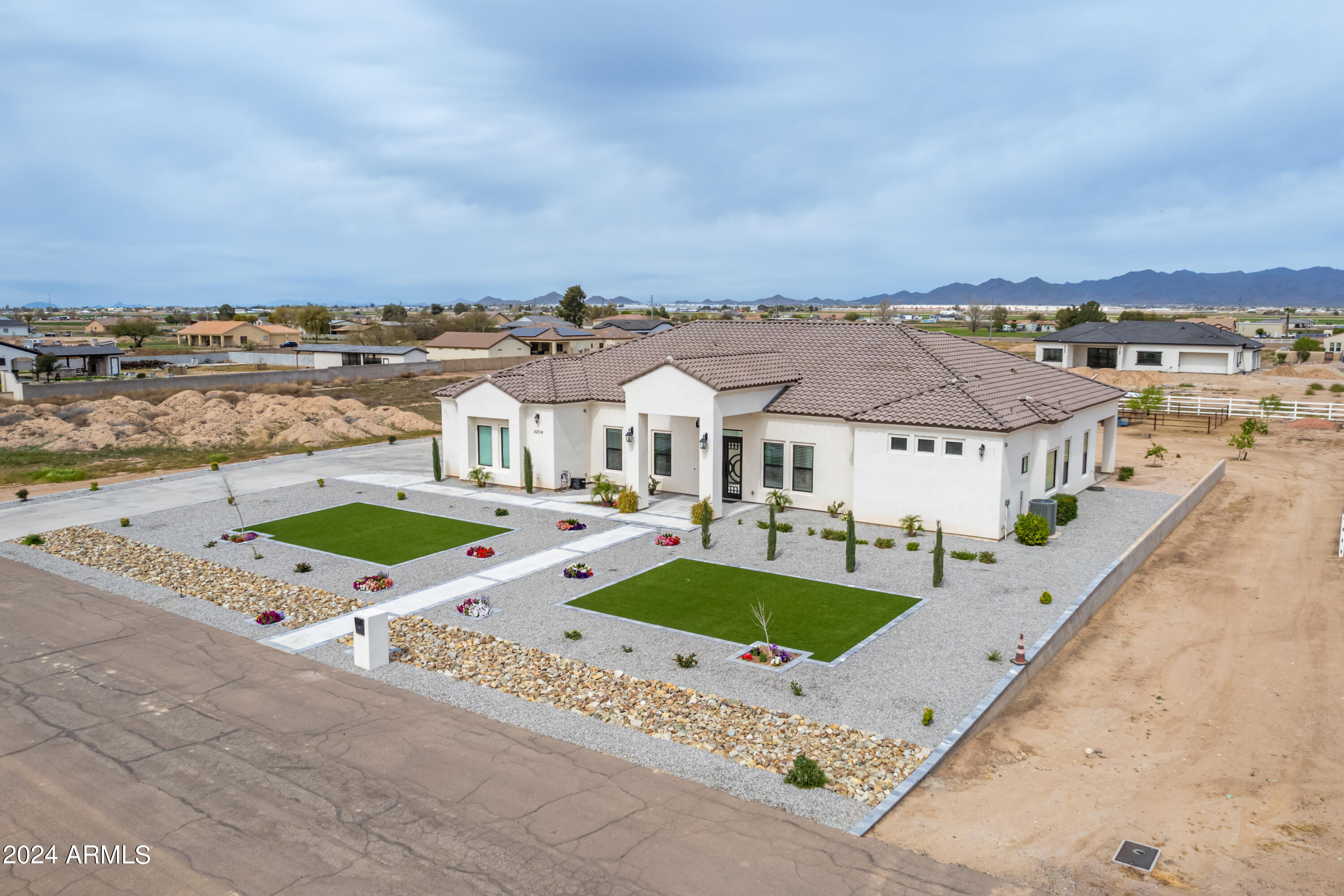 22716 W LA MIRADA Drive