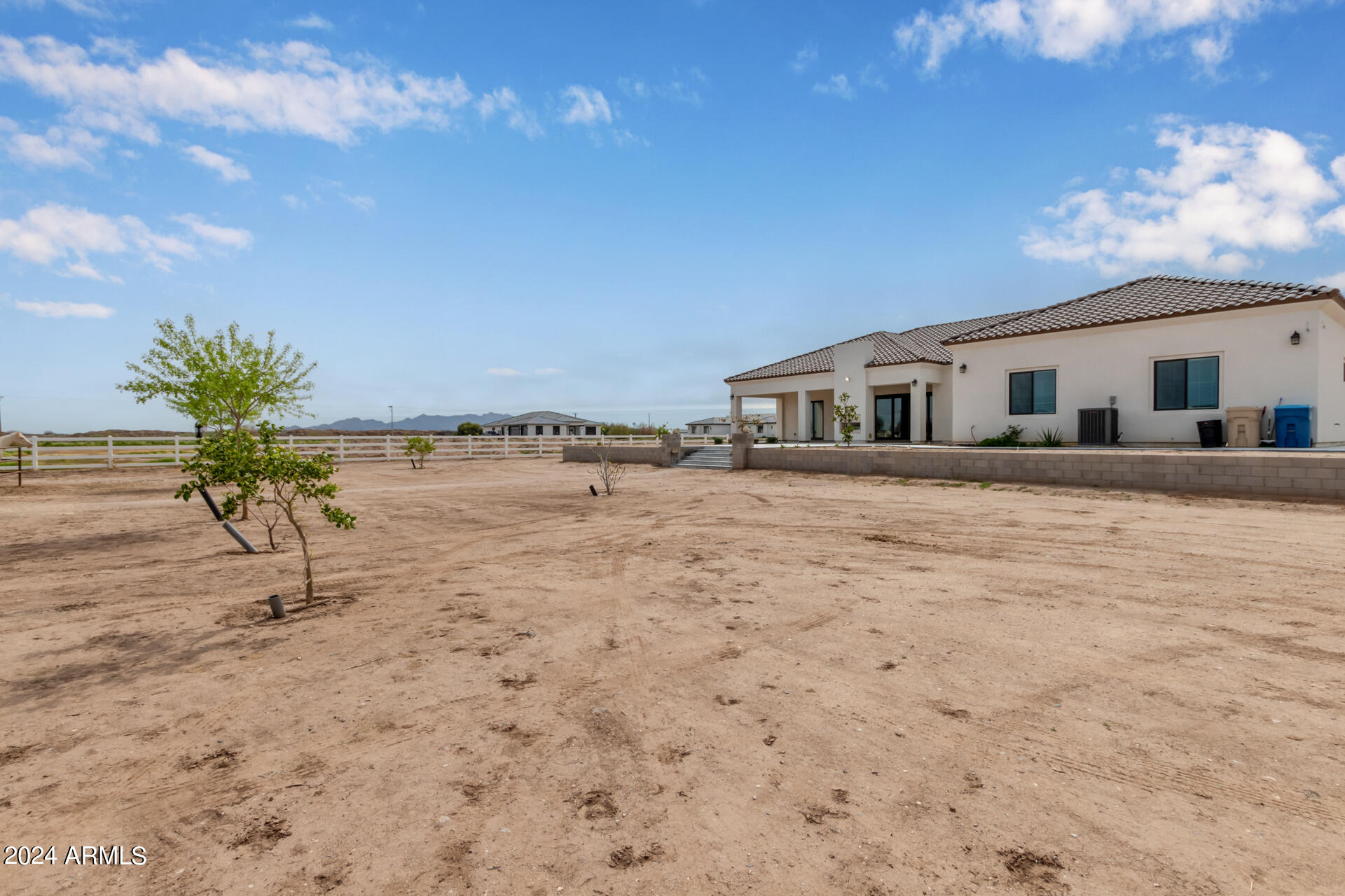 22716 W LA MIRADA Drive