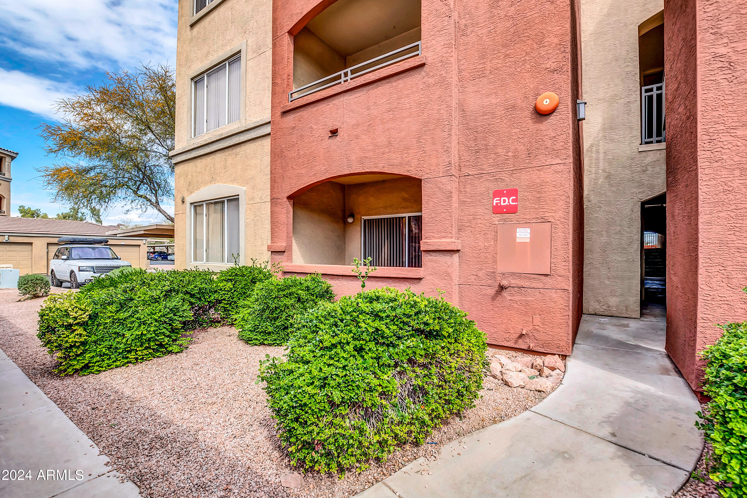 5401 E VAN BUREN Street # 1089