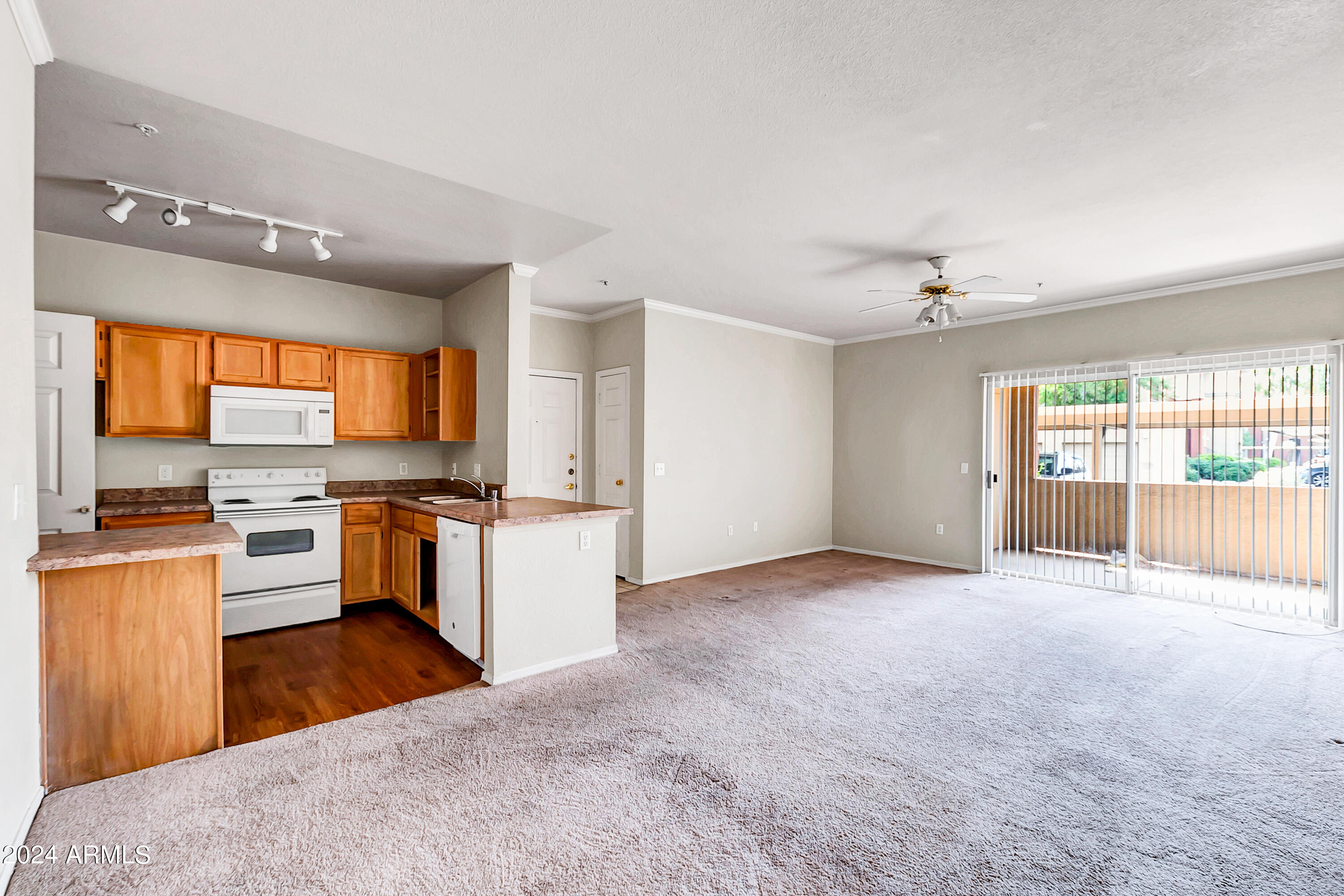 5401 E VAN BUREN Street # 1089