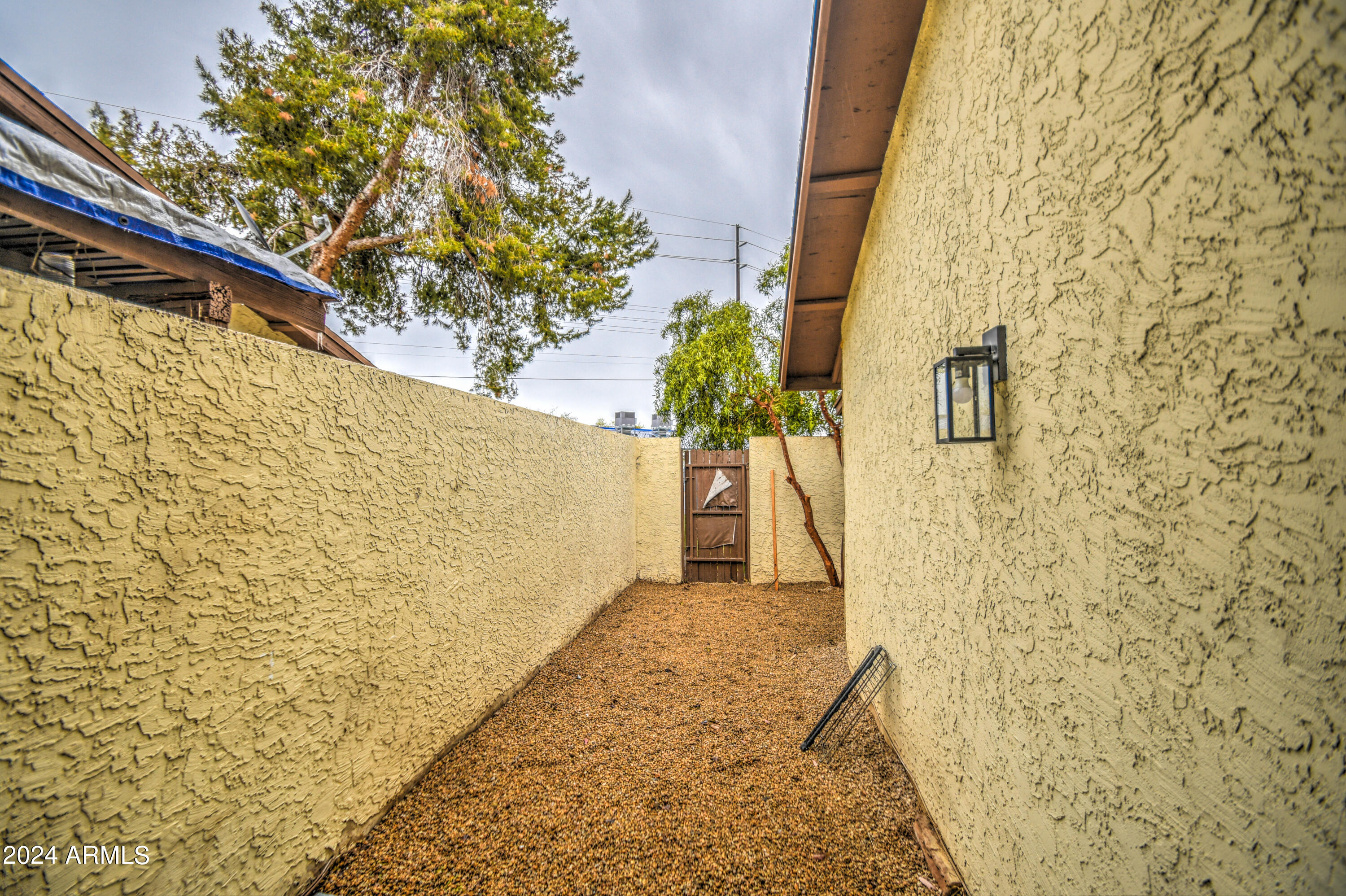 4515 W MCLELLAN Road
