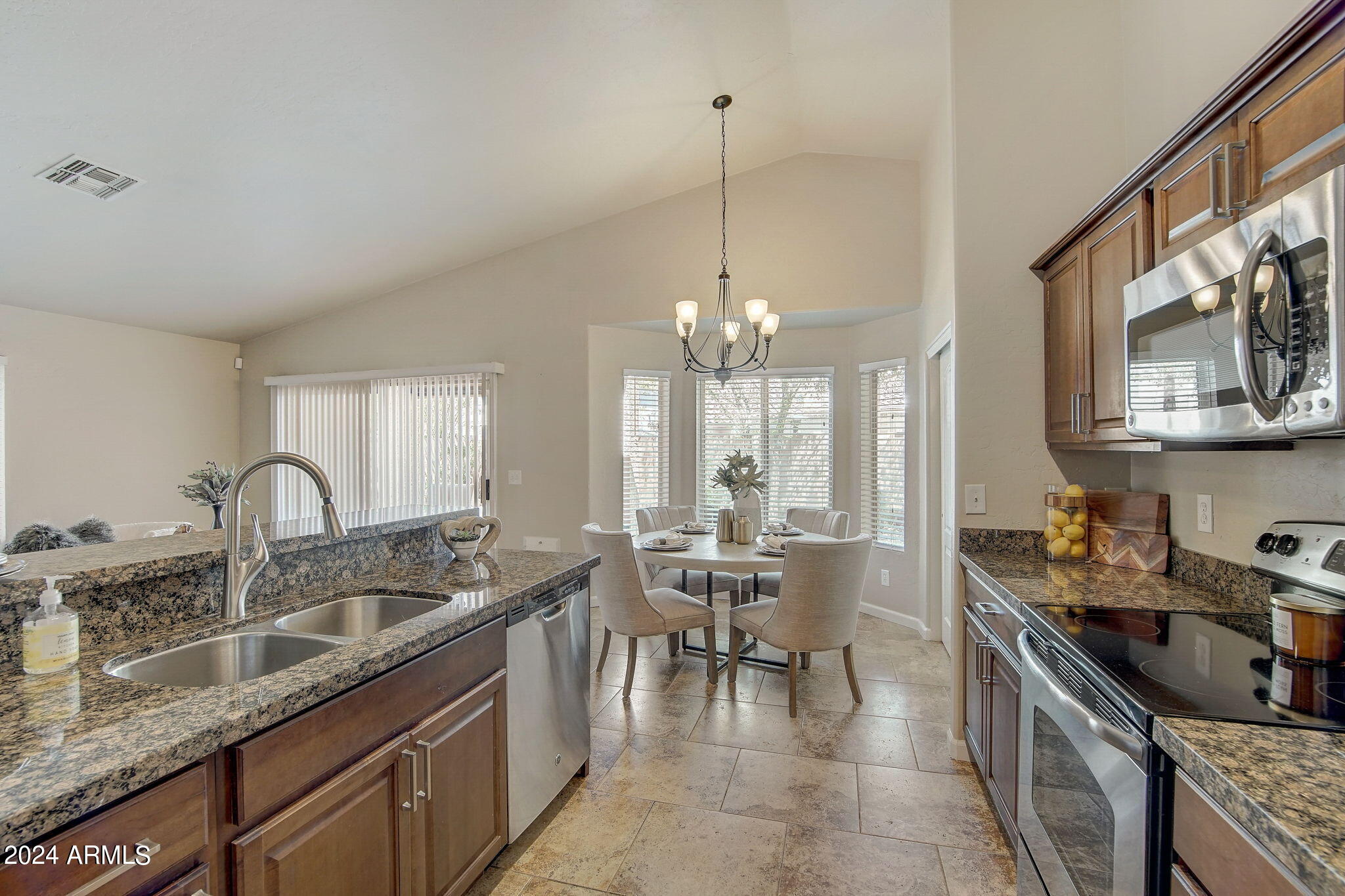 1690 W SAN REMO Street