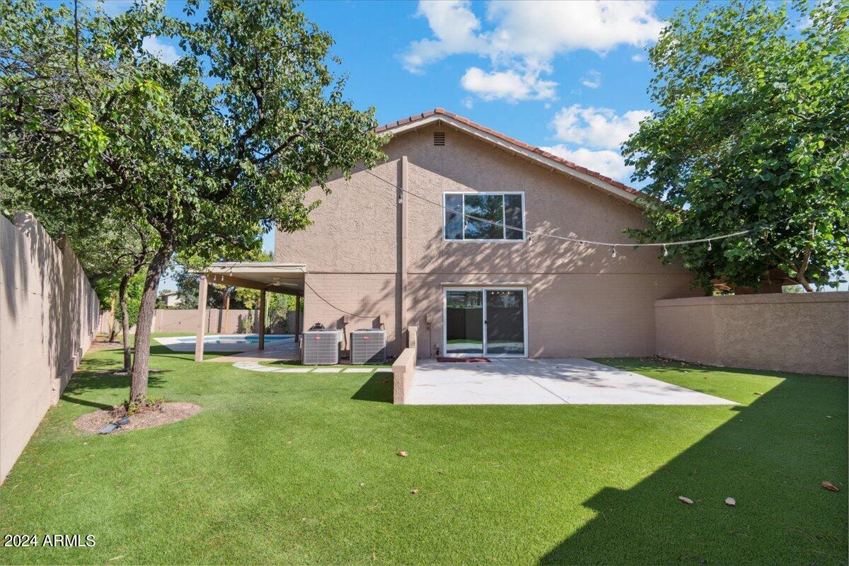 7468 E WILLOWRAIN Court