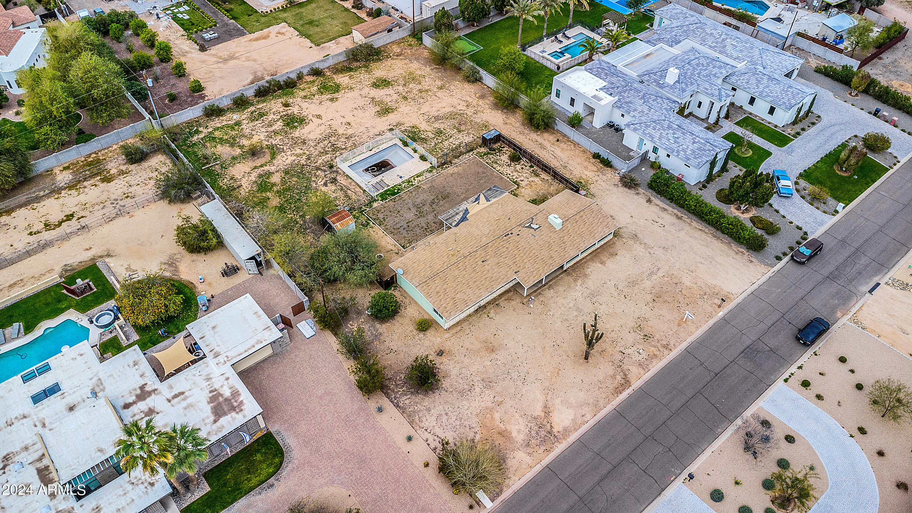 11608 N 65TH Street