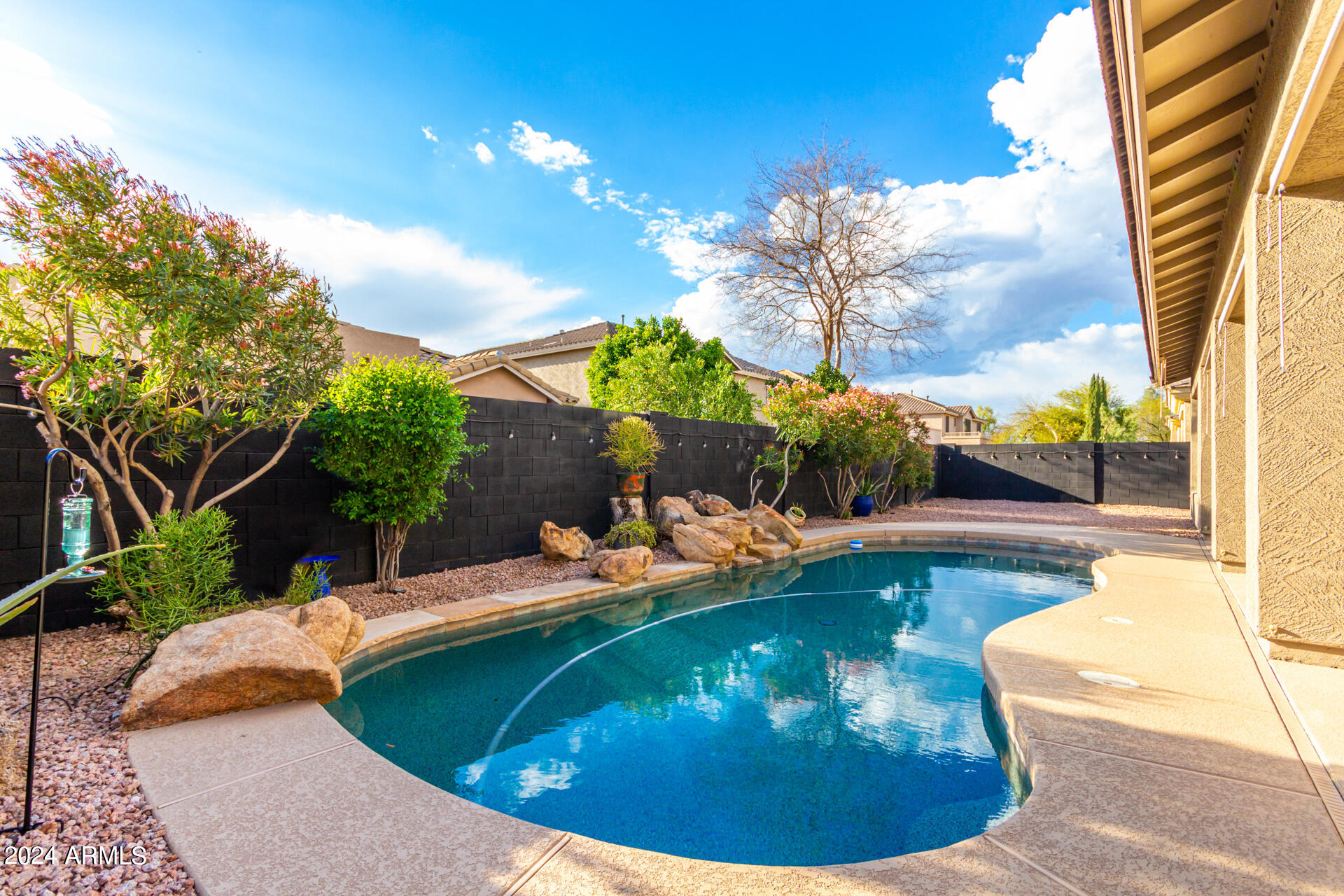 2554 S FOUR PEAKS Way