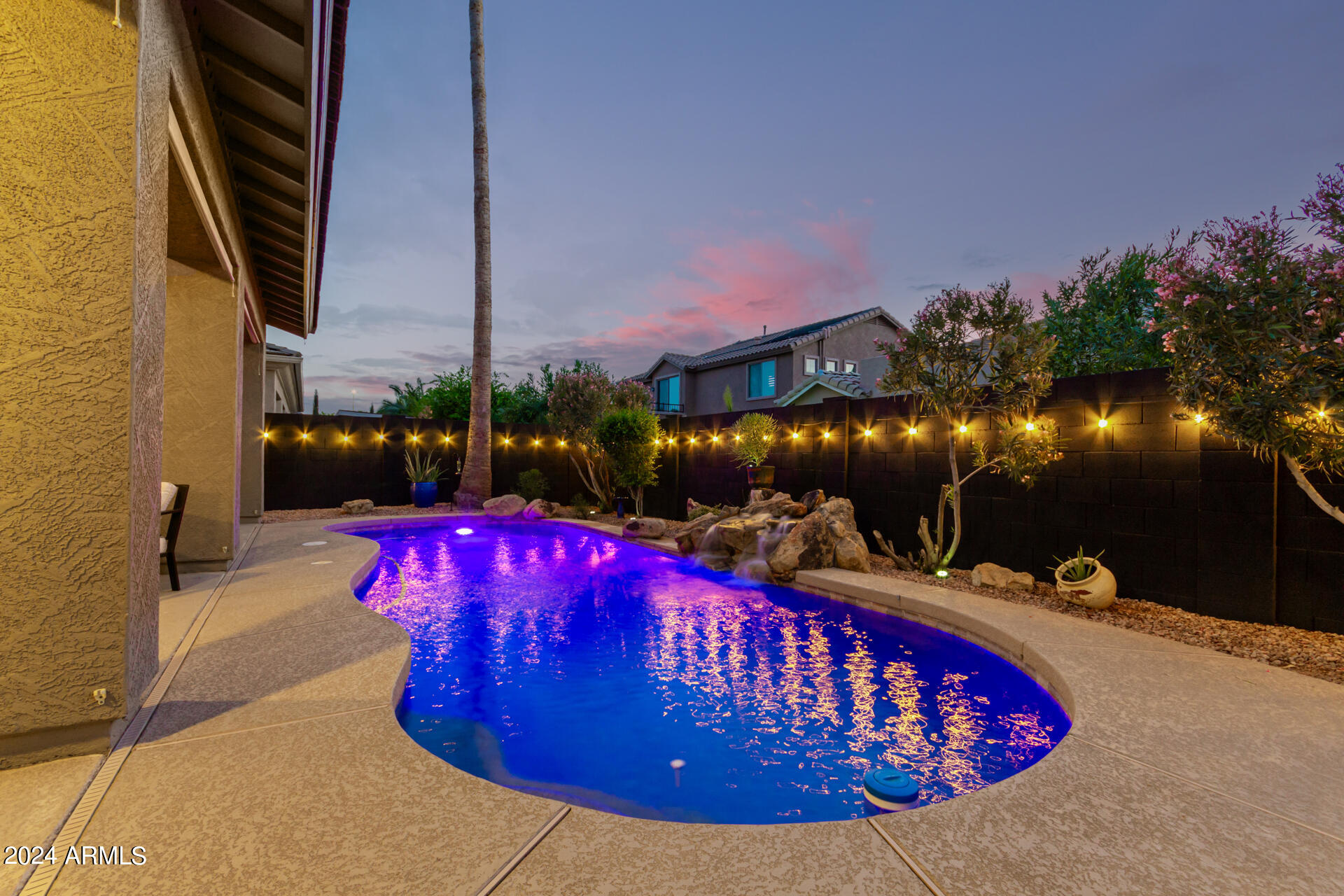 2554 S FOUR PEAKS Way