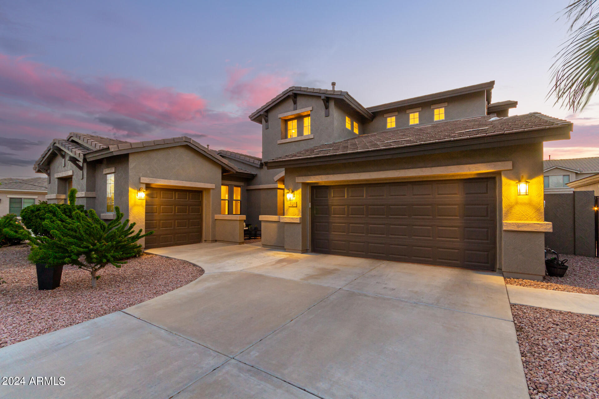 2554 S FOUR PEAKS Way