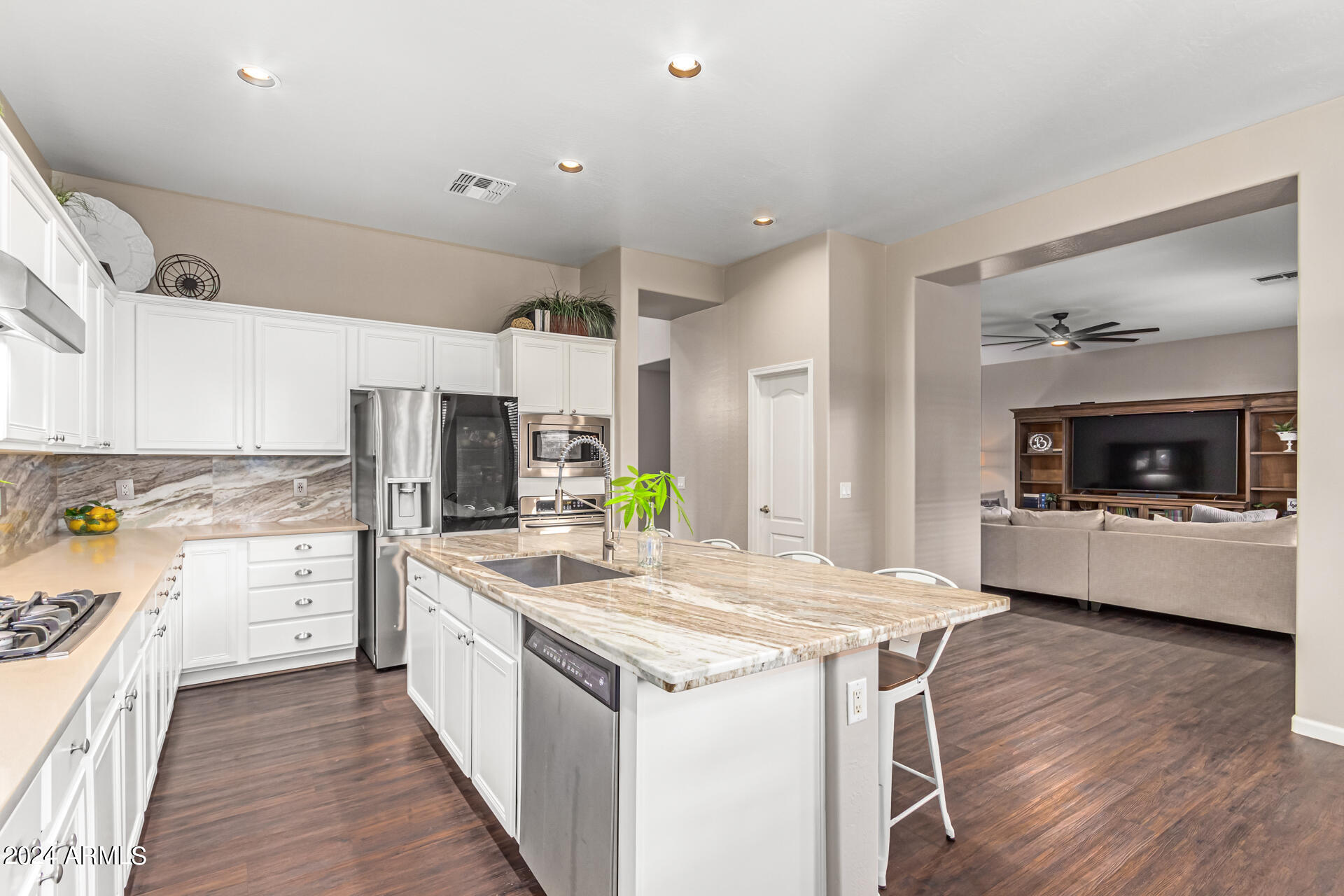 2554 S FOUR PEAKS Way