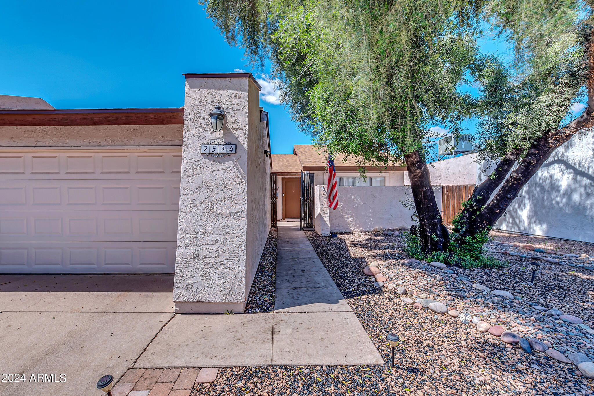 2534 N 87TH Terrace