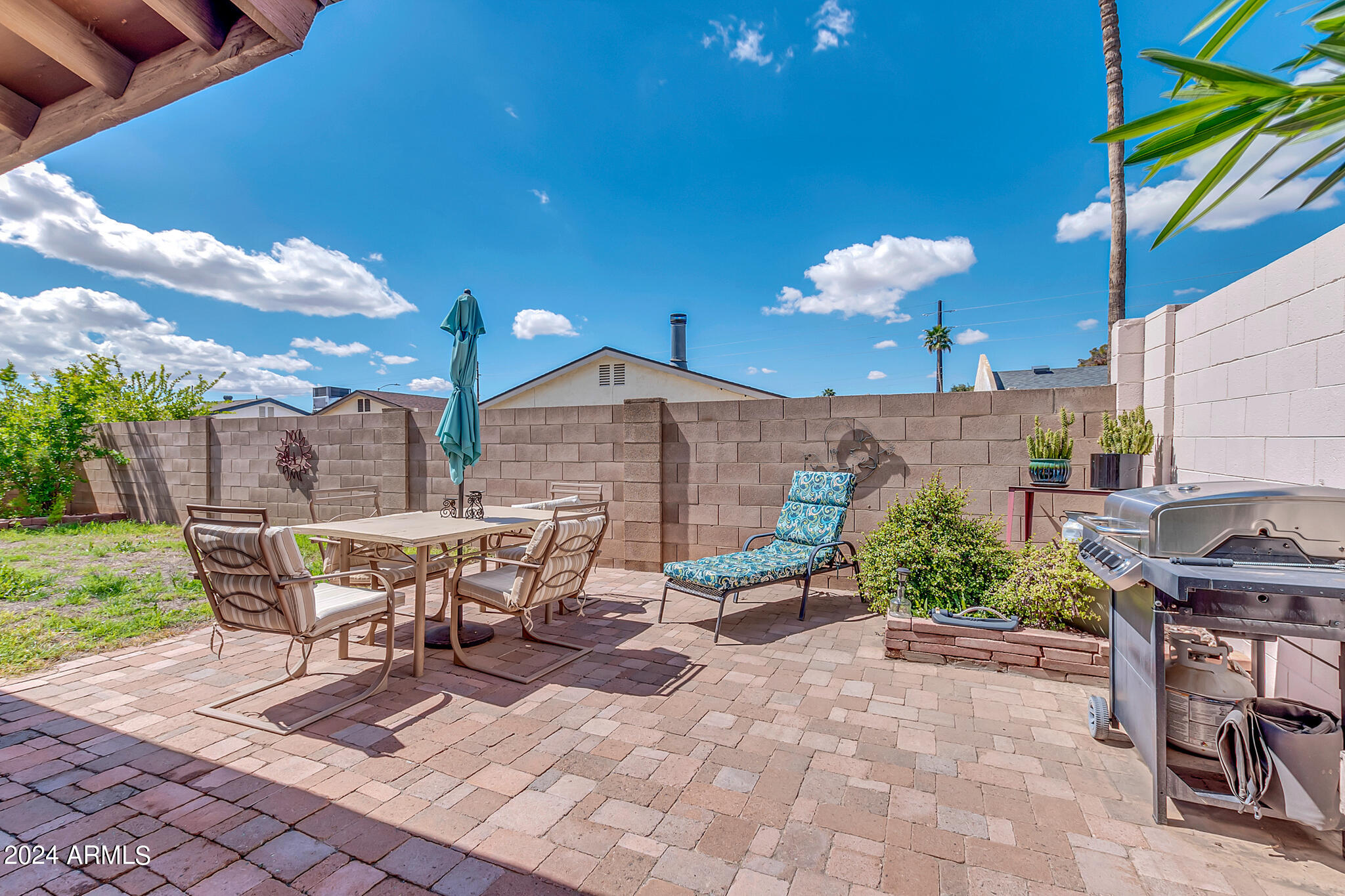 2534 N 87TH Terrace