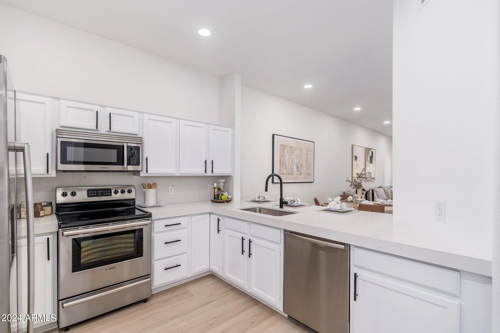 4533 N 22ND Street # 125