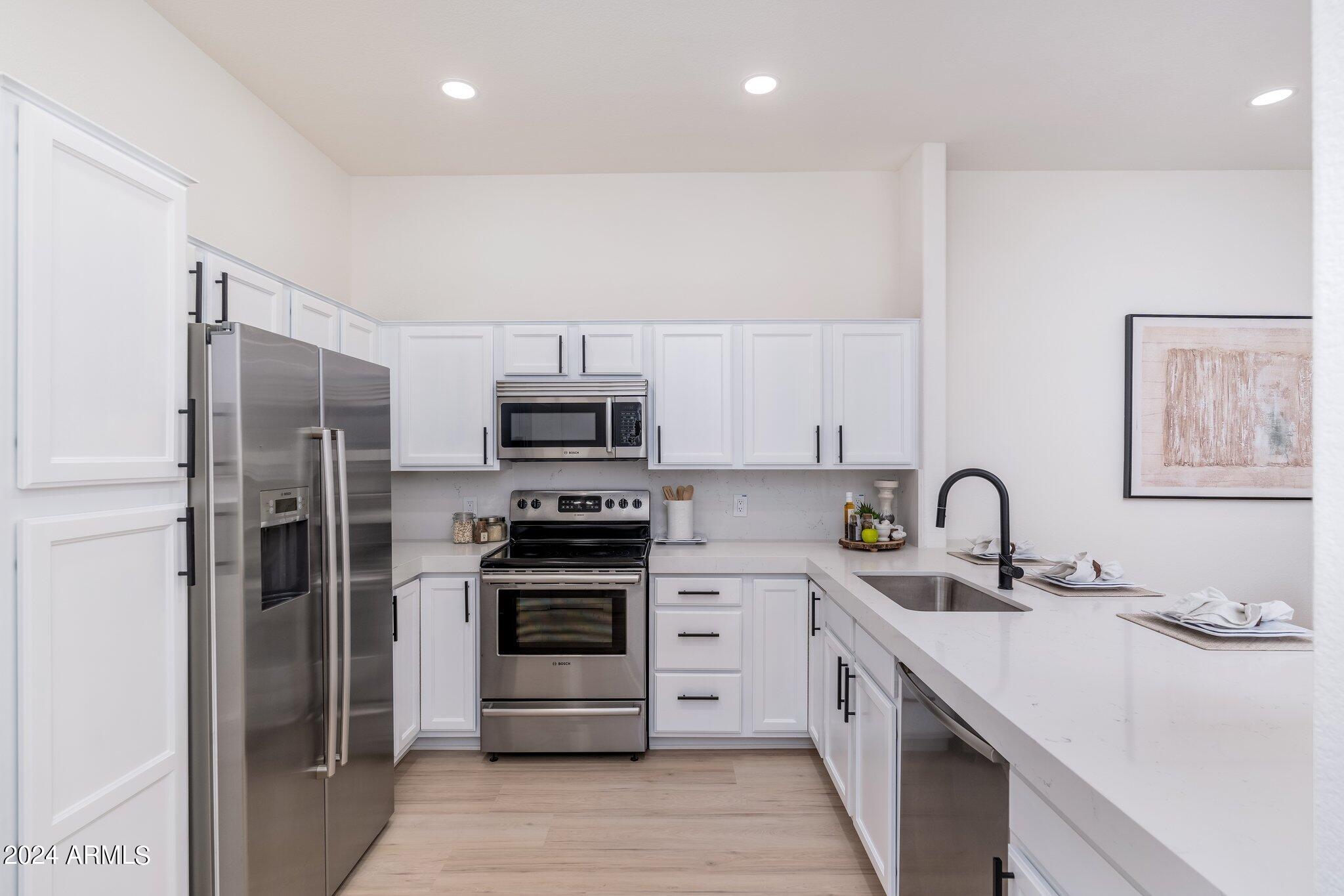 4533 N 22ND Street # 125