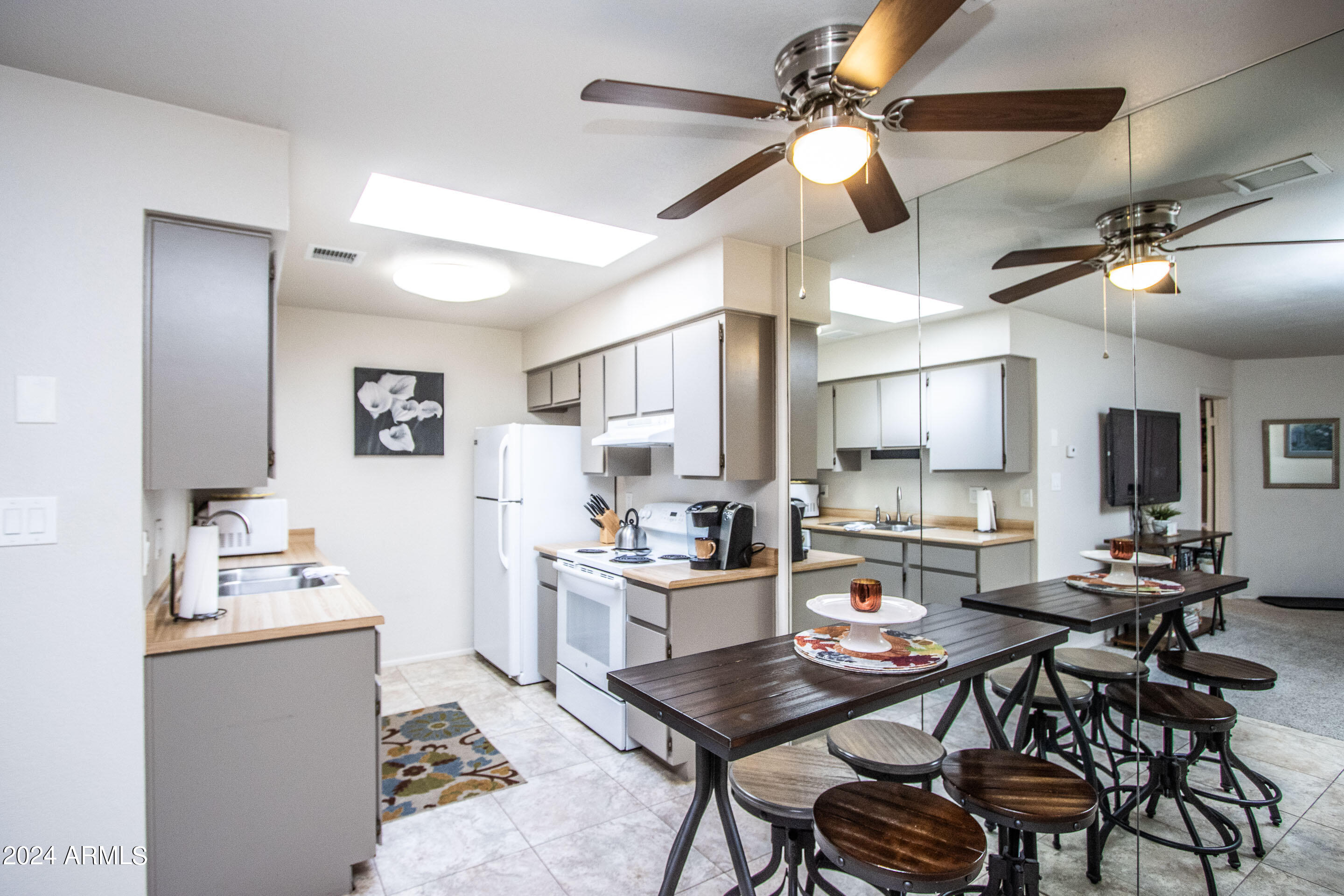 602 W HONONEGH Drive # 6