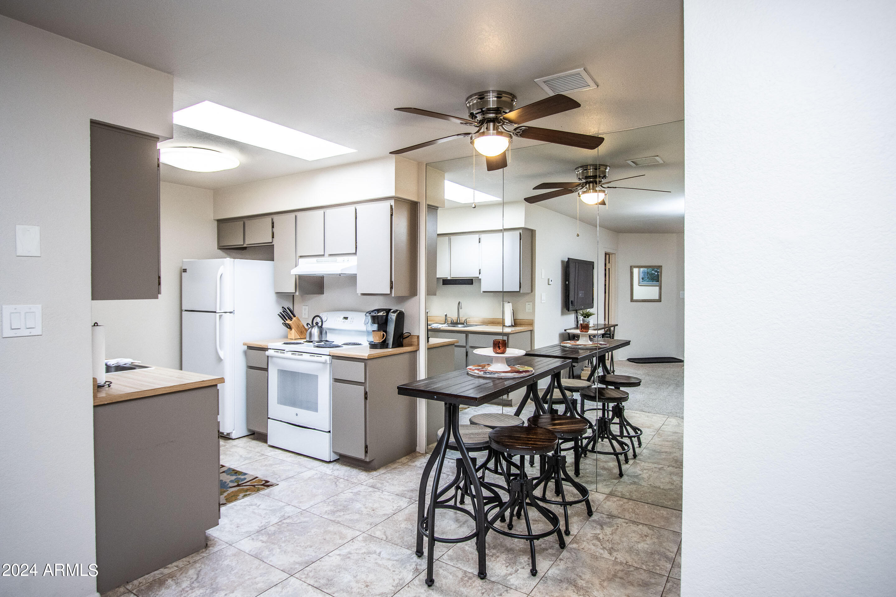 602 W HONONEGH Drive # 6