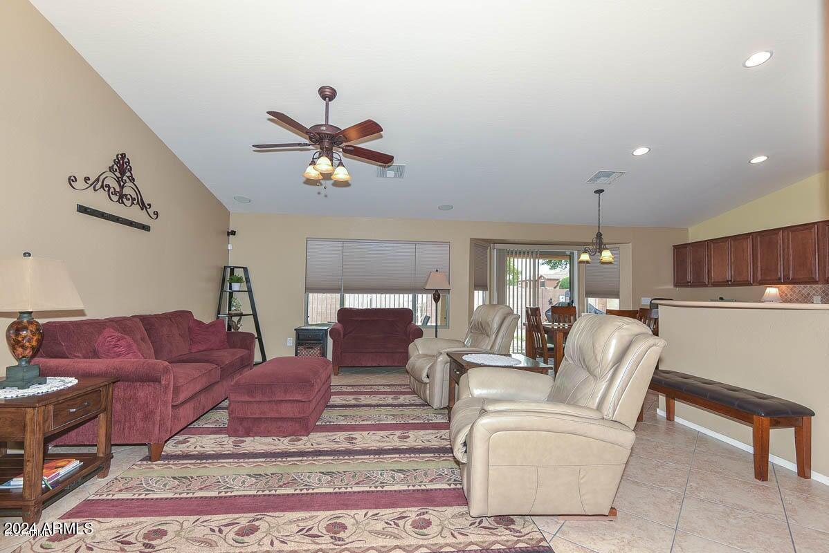 11141 N 162ND Drive