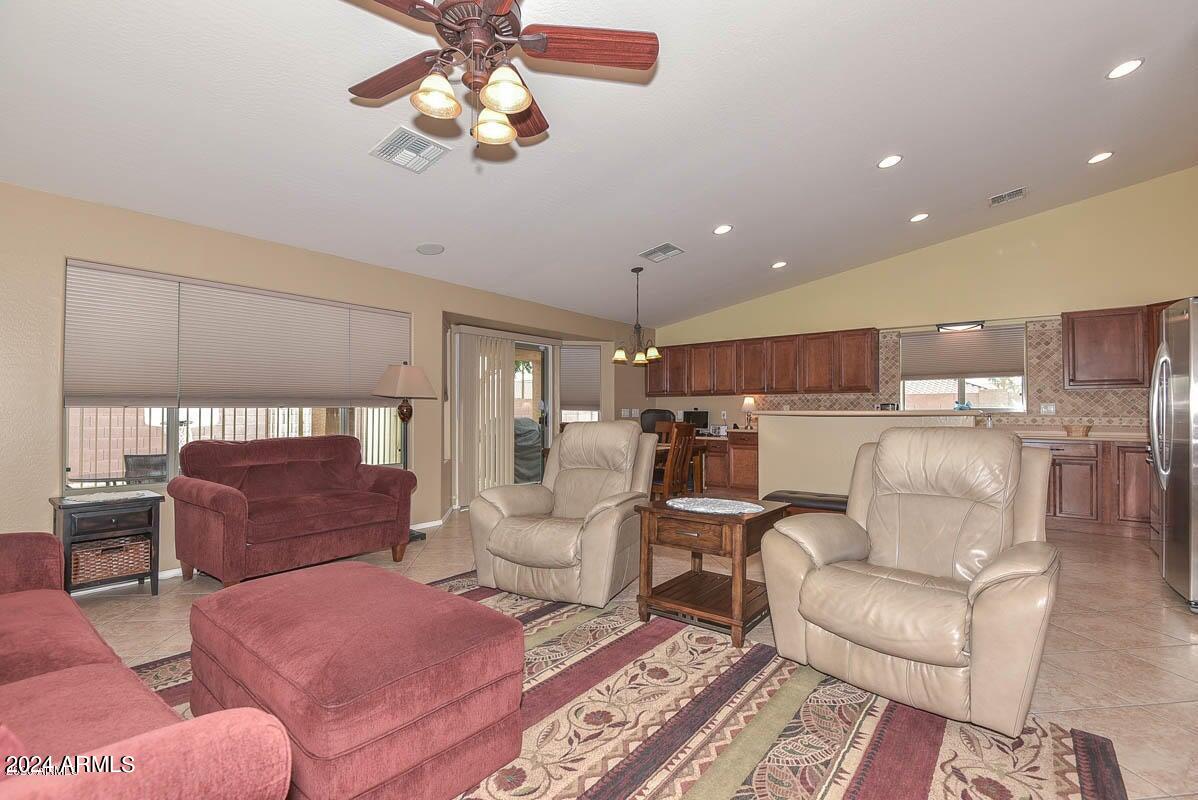 11141 N 162ND Drive